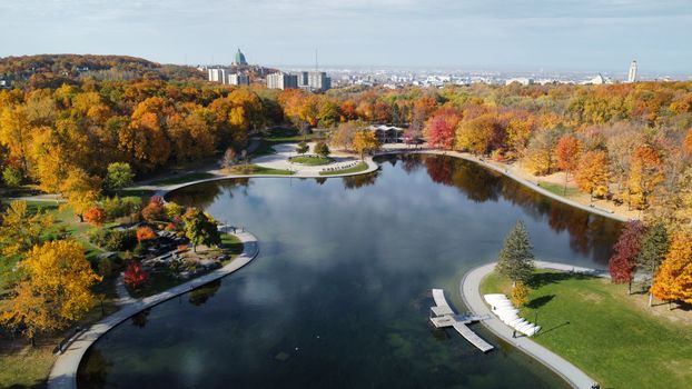Mount Royal lookout walk — Montreal
