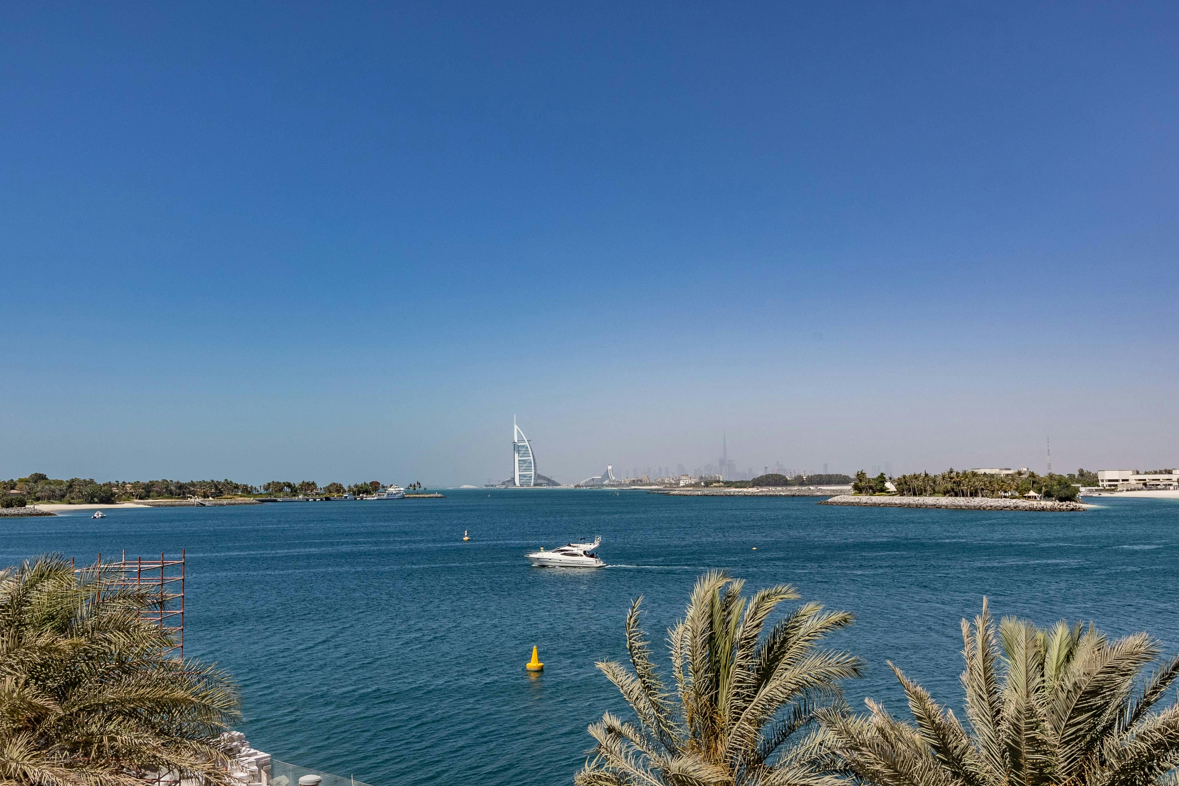 Navigating Baby Food Options in Dubai: Essential Tips for Visiting Parents