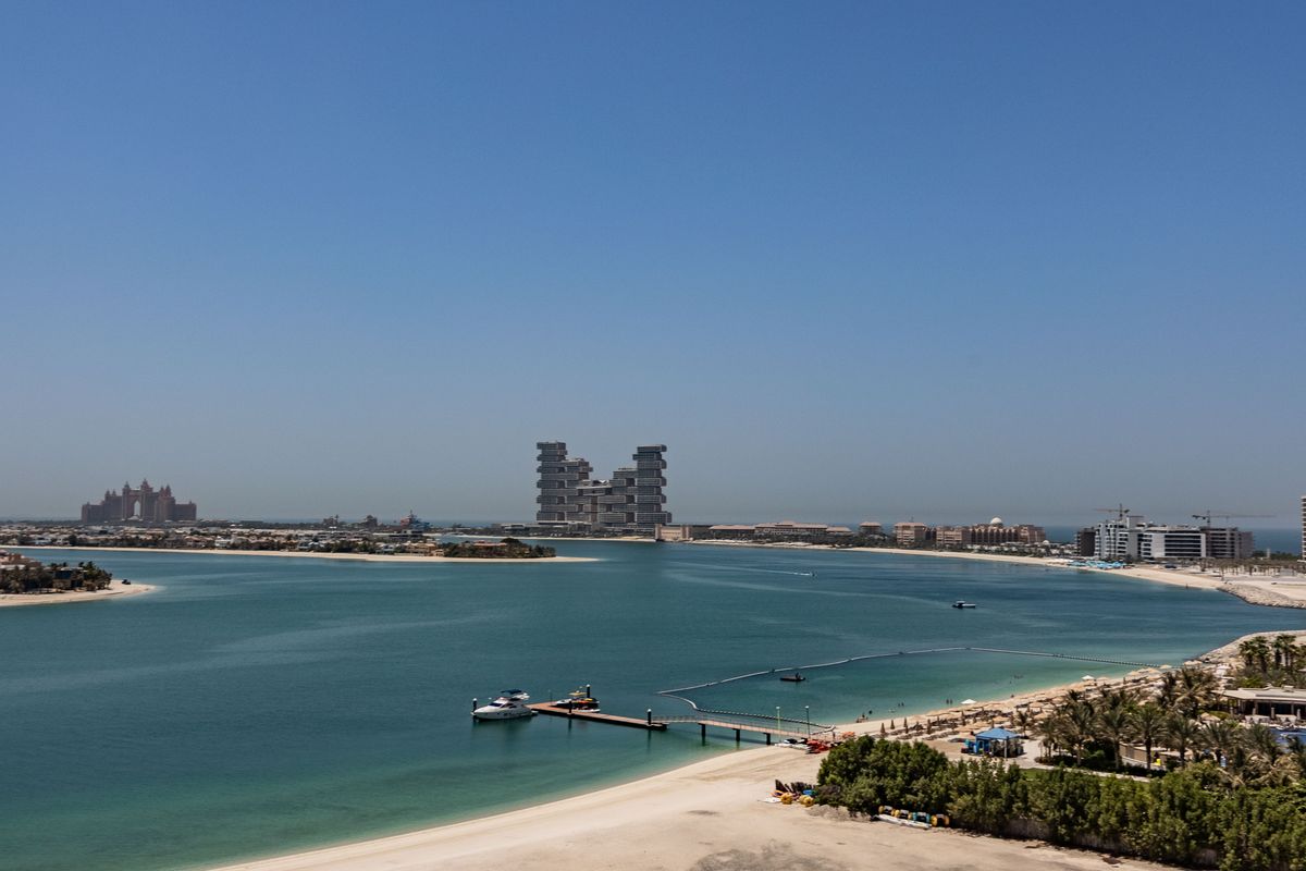 JBR (Jumeirah Beach Residence) holiday homes