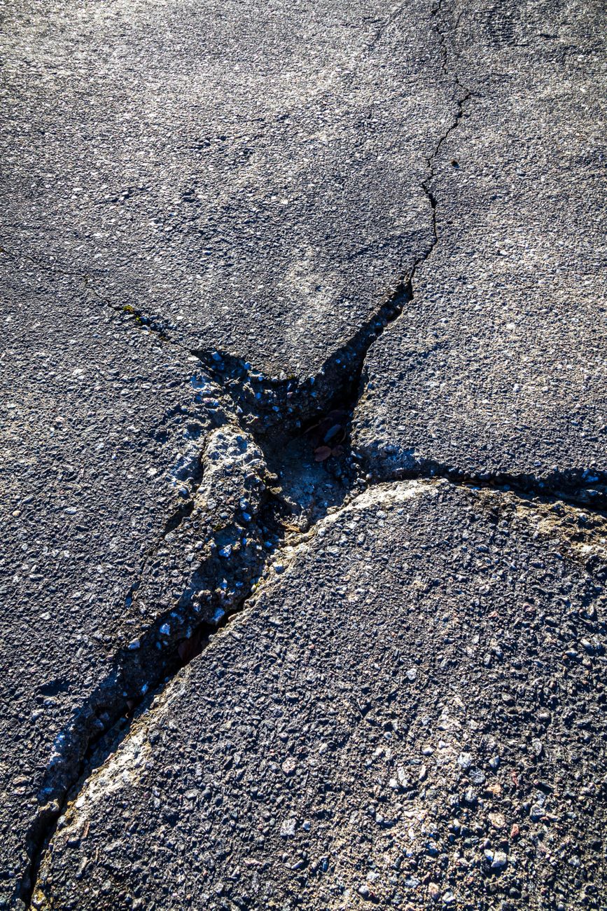 Road Crack reported on Avinashi Road