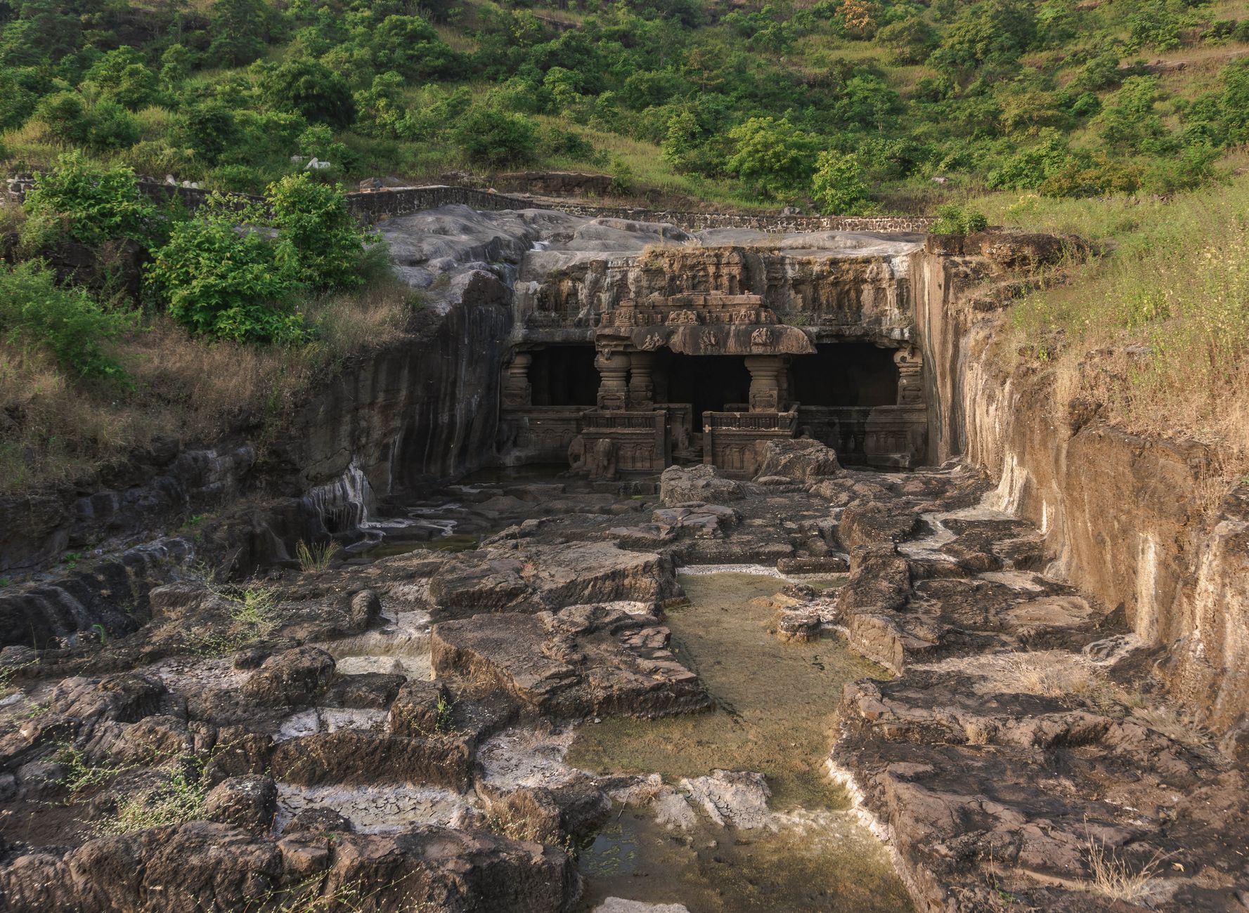 Vashishta Gufa (Ancient Meditation Cave)