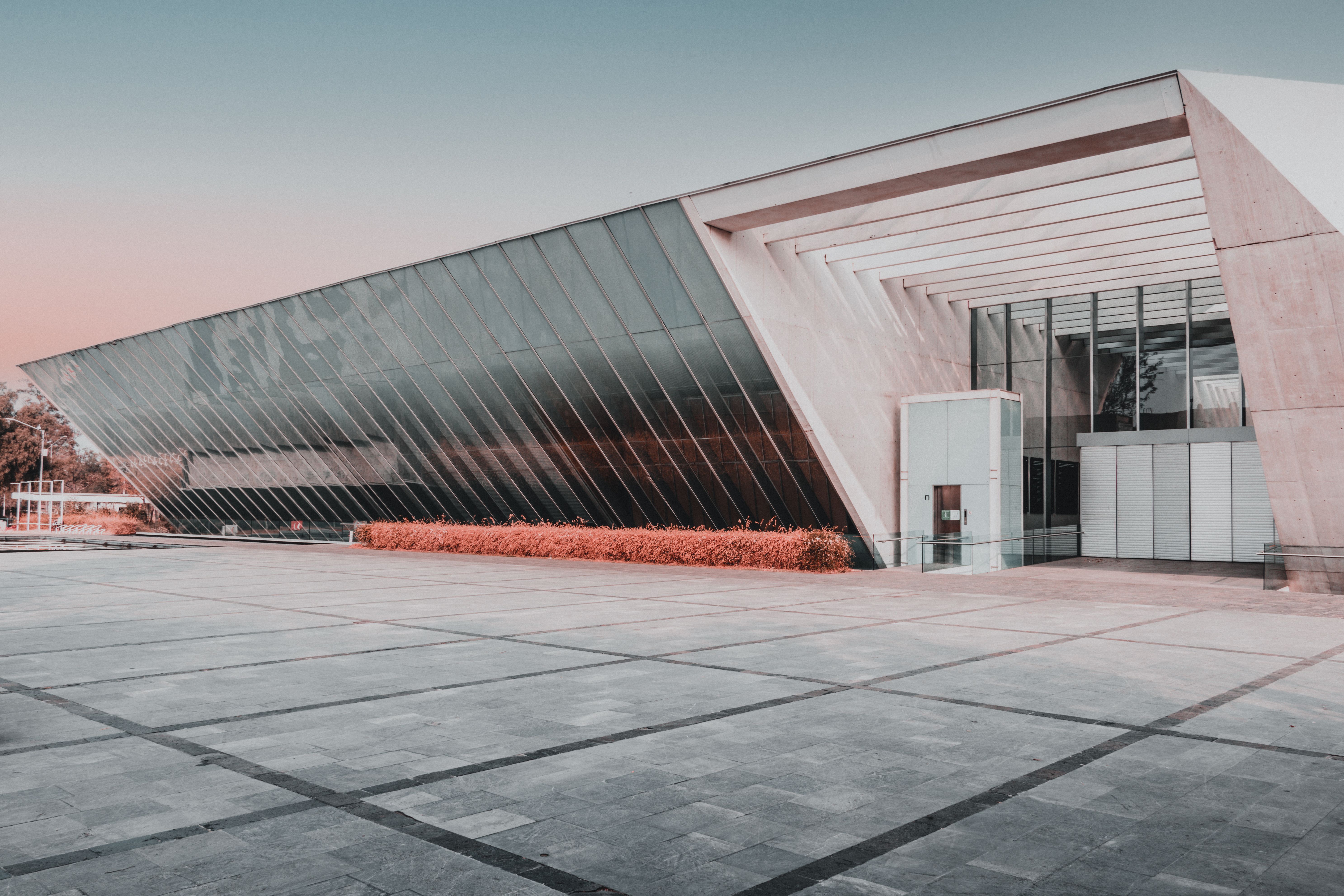 Modern Geometric Architectural Design at Dusk · Free Stock Photo