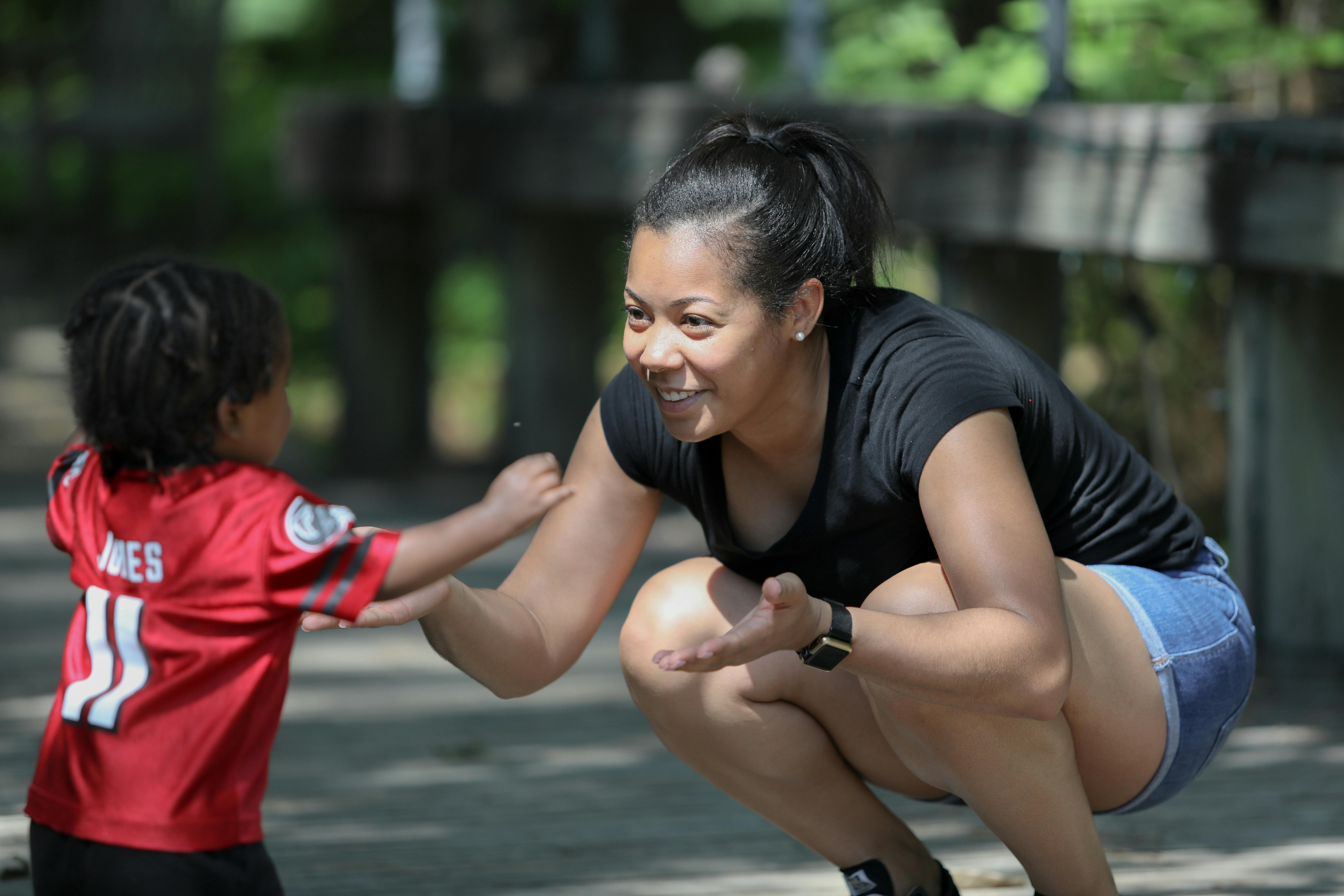Chicago Parent Answers: What are the best parenting support groups and resources across Chicago? — Photo by Tony Meyers on Pe