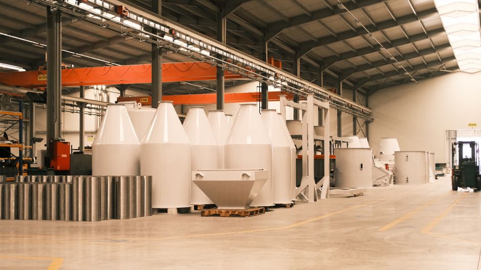 manufacturing business factory floor modern equipment