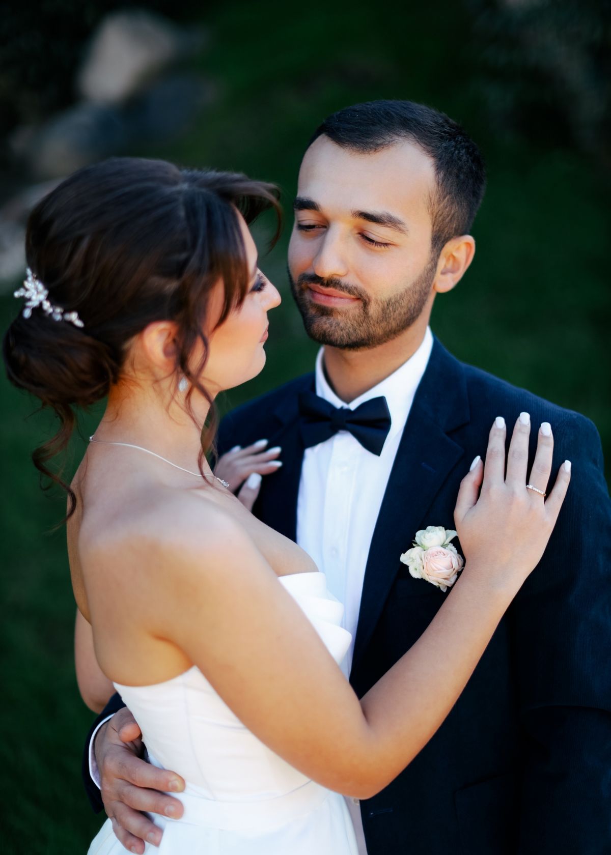 Wedding Couple Outdoors Photos Download The BEST Free Wedding Couple wedding-couple-outdoors-photos-download-the-best-free-wedding-couple