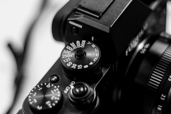 Close-up Photo of Camera Knob · Free Stock Photo