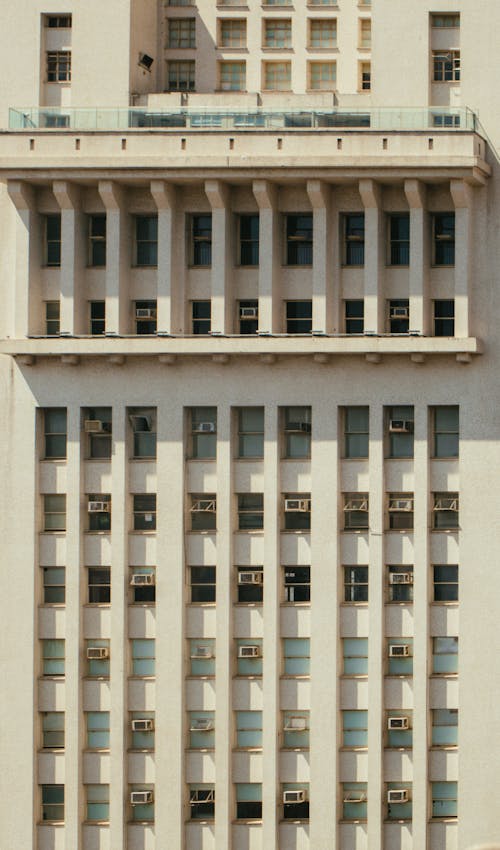 Photo Du Bâtiment Pendant La Journée