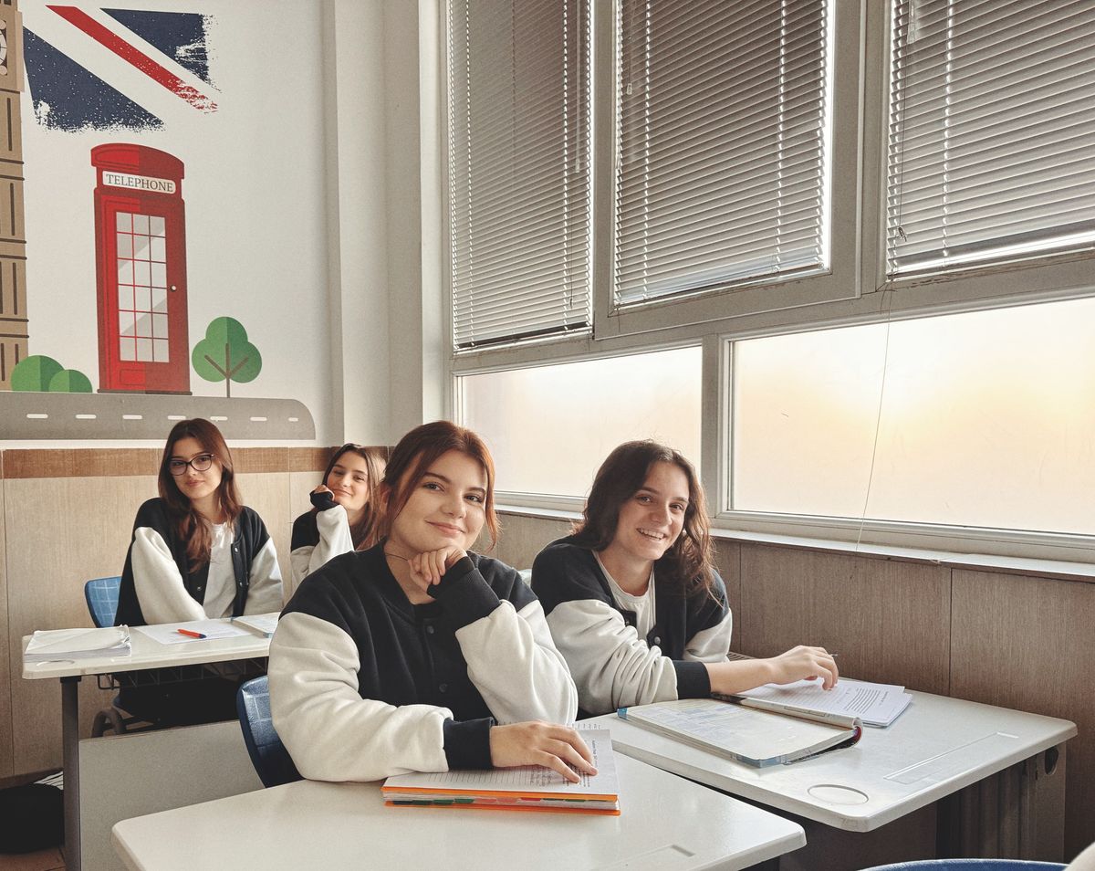 Schüler im Englischunterricht, typisch für eine Sommer Sprachreise England