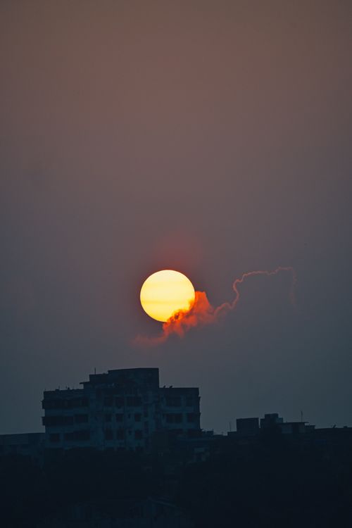 Free Captured sunset over cityscape silhouette in Kolkata, India. Stock Photo