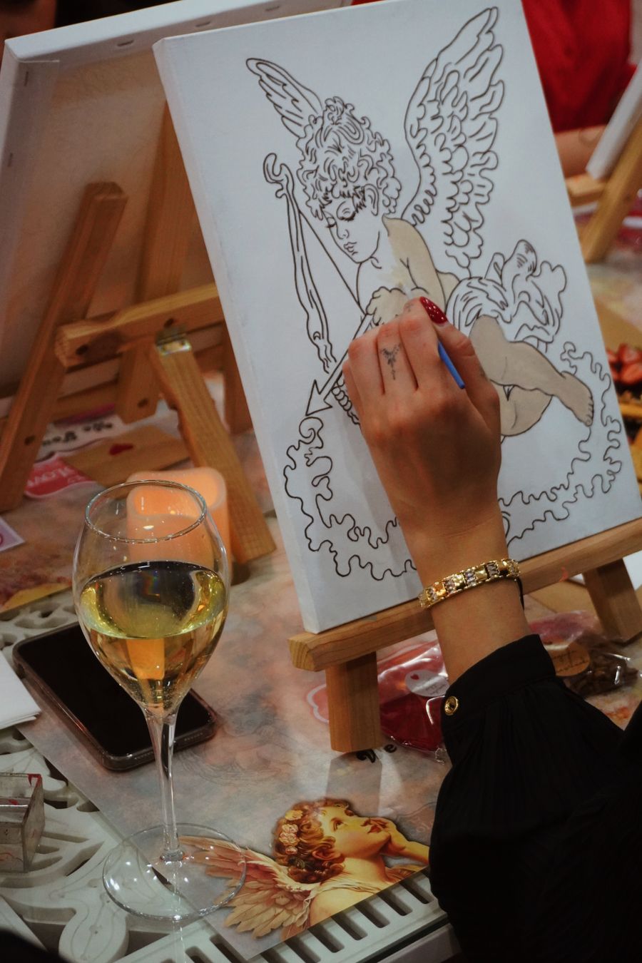 Hand painting at an art workshop