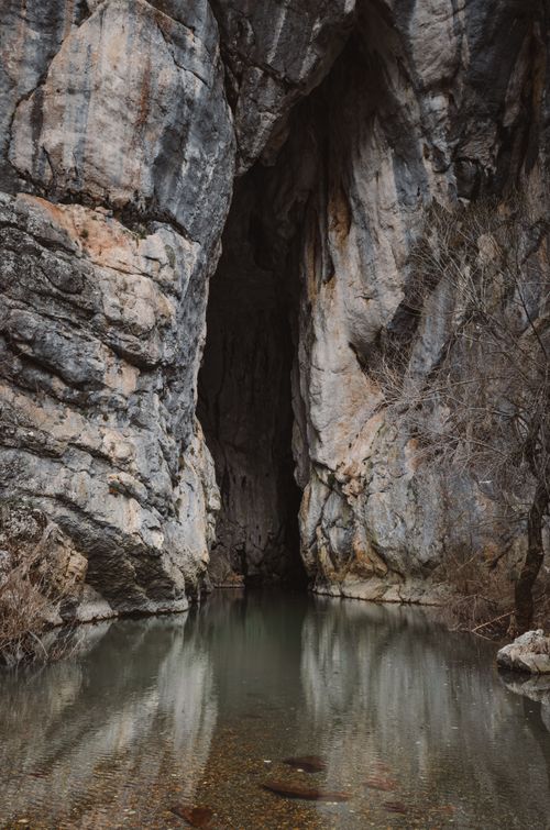 Free Discover the mysterious canyon with serene water in Seydişehir, Konya, Türkiye's untouched nature. Stock Photo