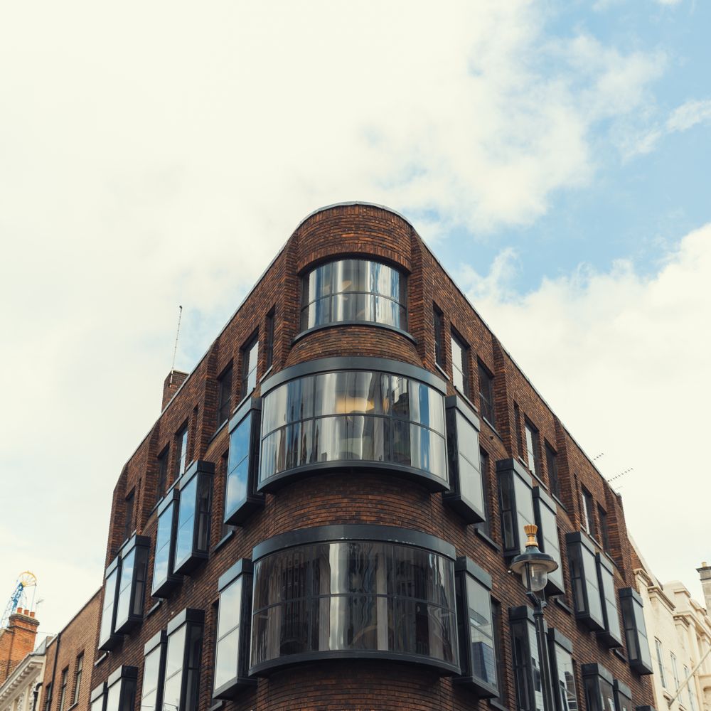 Hugh Town — student move with boxes and a van