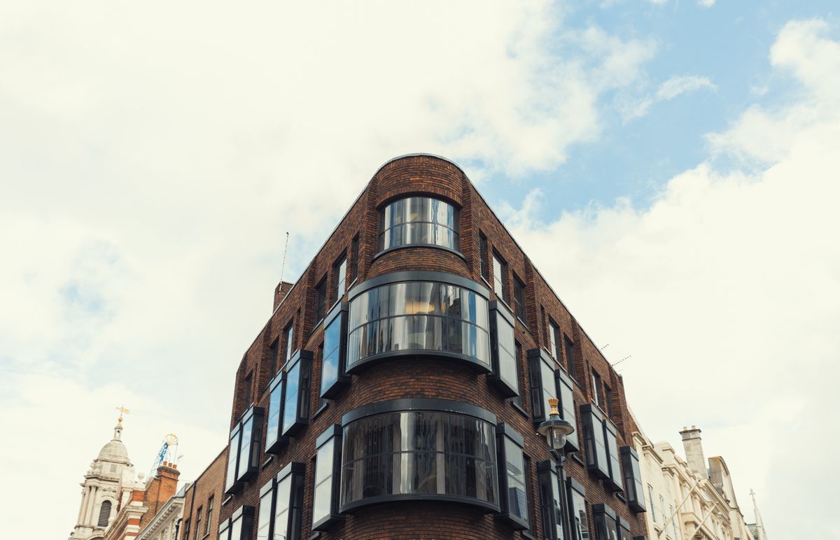 student moves in Headingley — Loaded properly: blankets, straps and a plan in Headingley