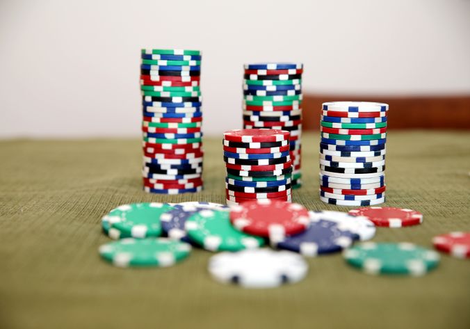 Online Casino: Spielautomaten und Live-Spiele im Überblick