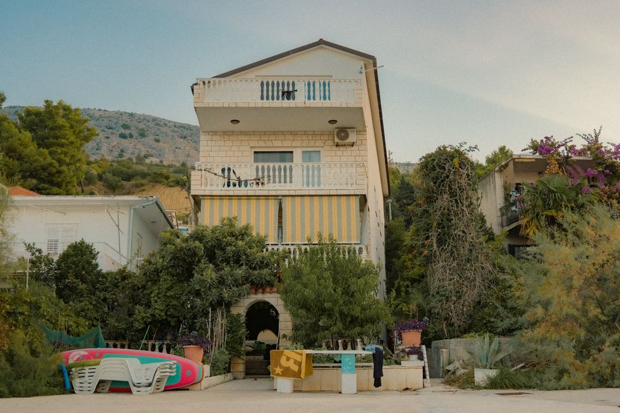 Kamena villa sa zelenilom, Dalmacija