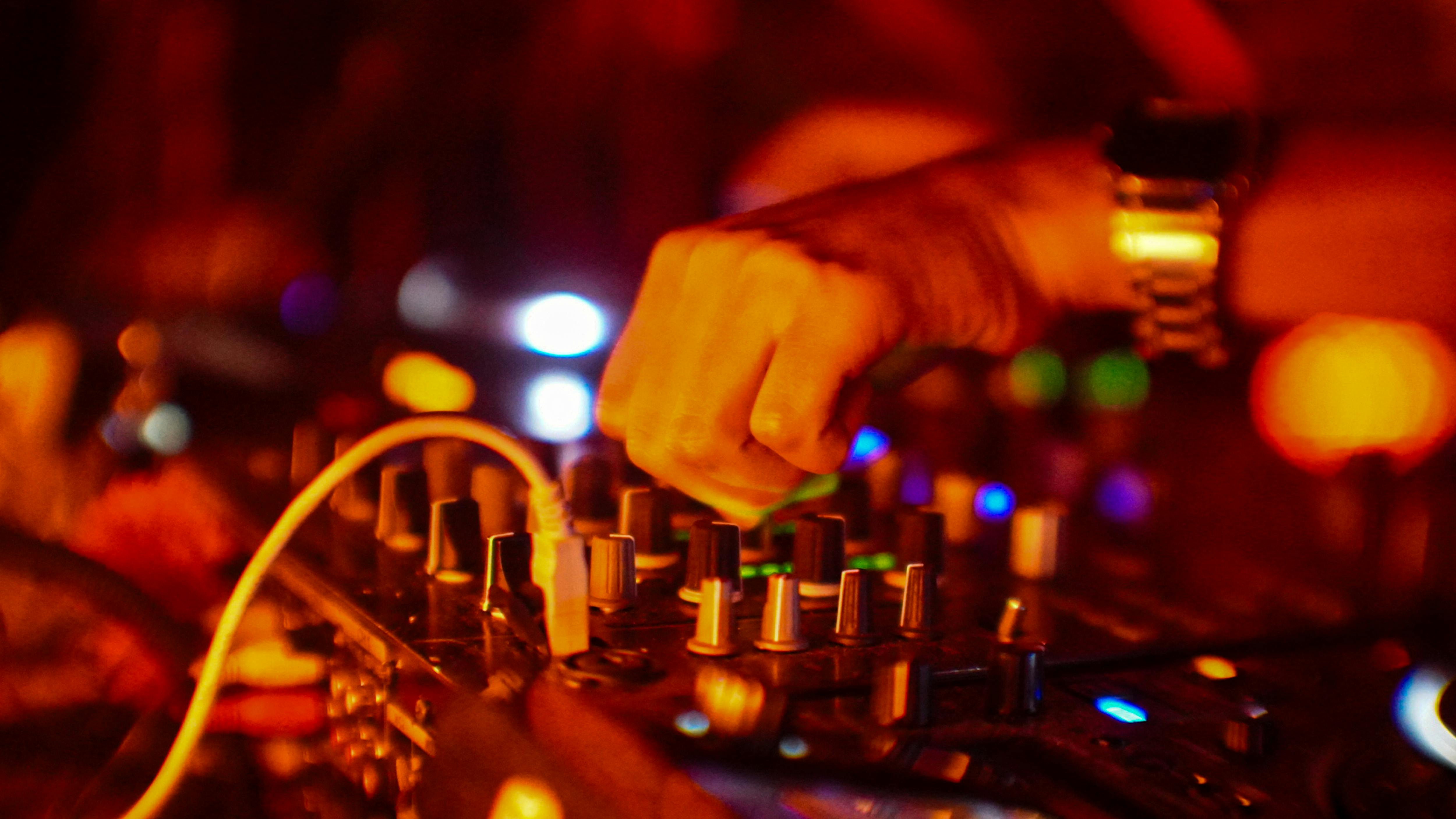 The Four Personalities Behind the Grooves: Exploring Record Label Archetypes