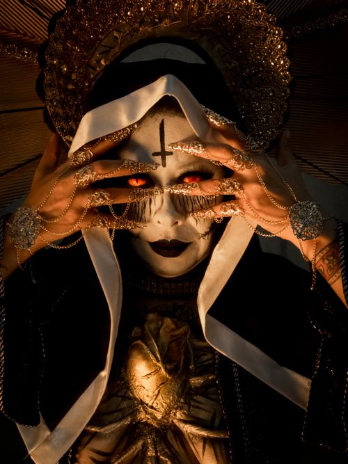 Free A close-up of an eerie nun costume with horror elements and intricate details. Stock Photo