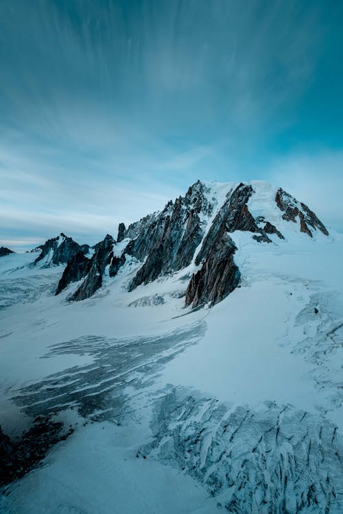 Montaña Con Glaciar