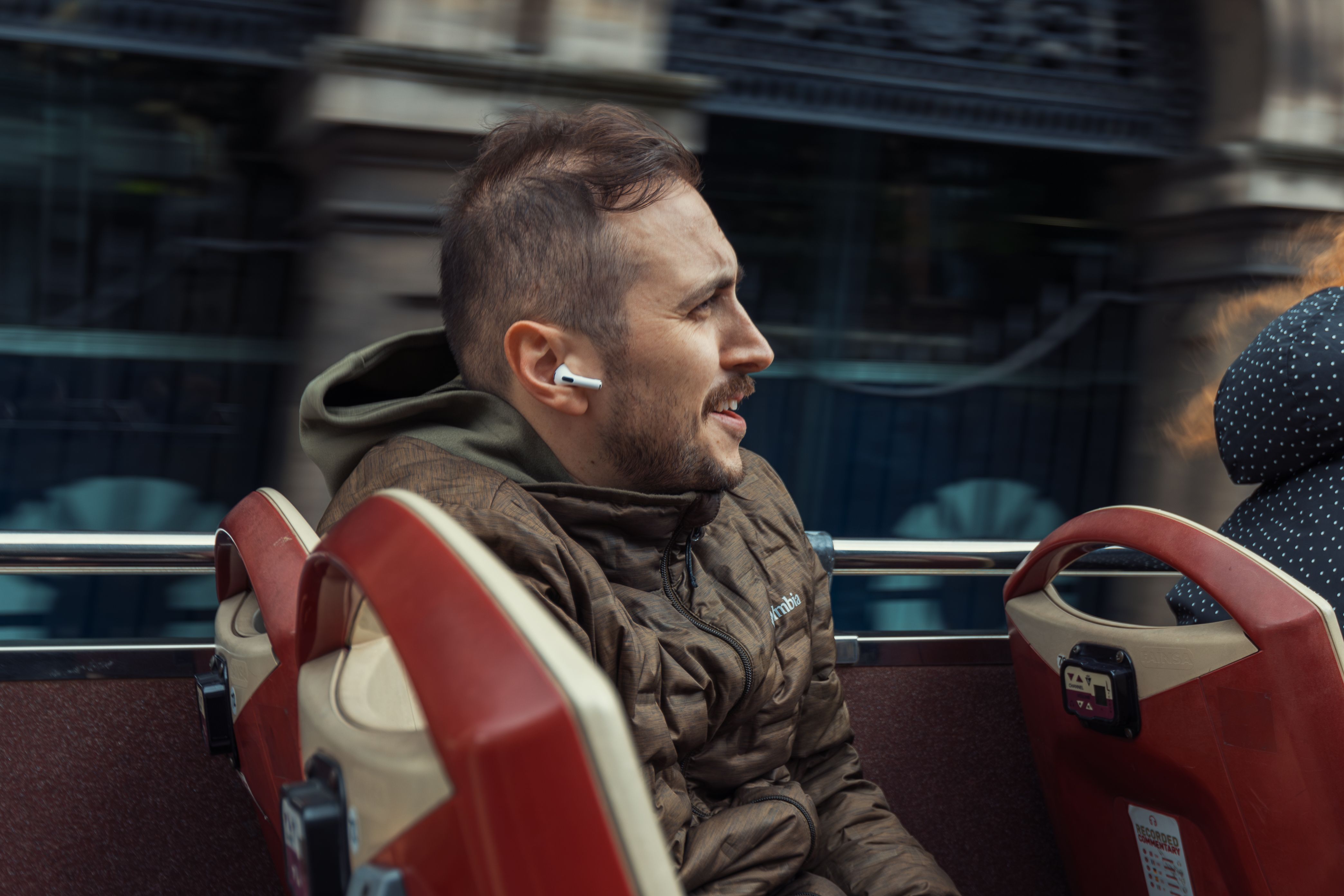 Dead Time, Live Language: How to Build 45-Minute Daily Habits From Commutes, Chores, and Waiting Rooms