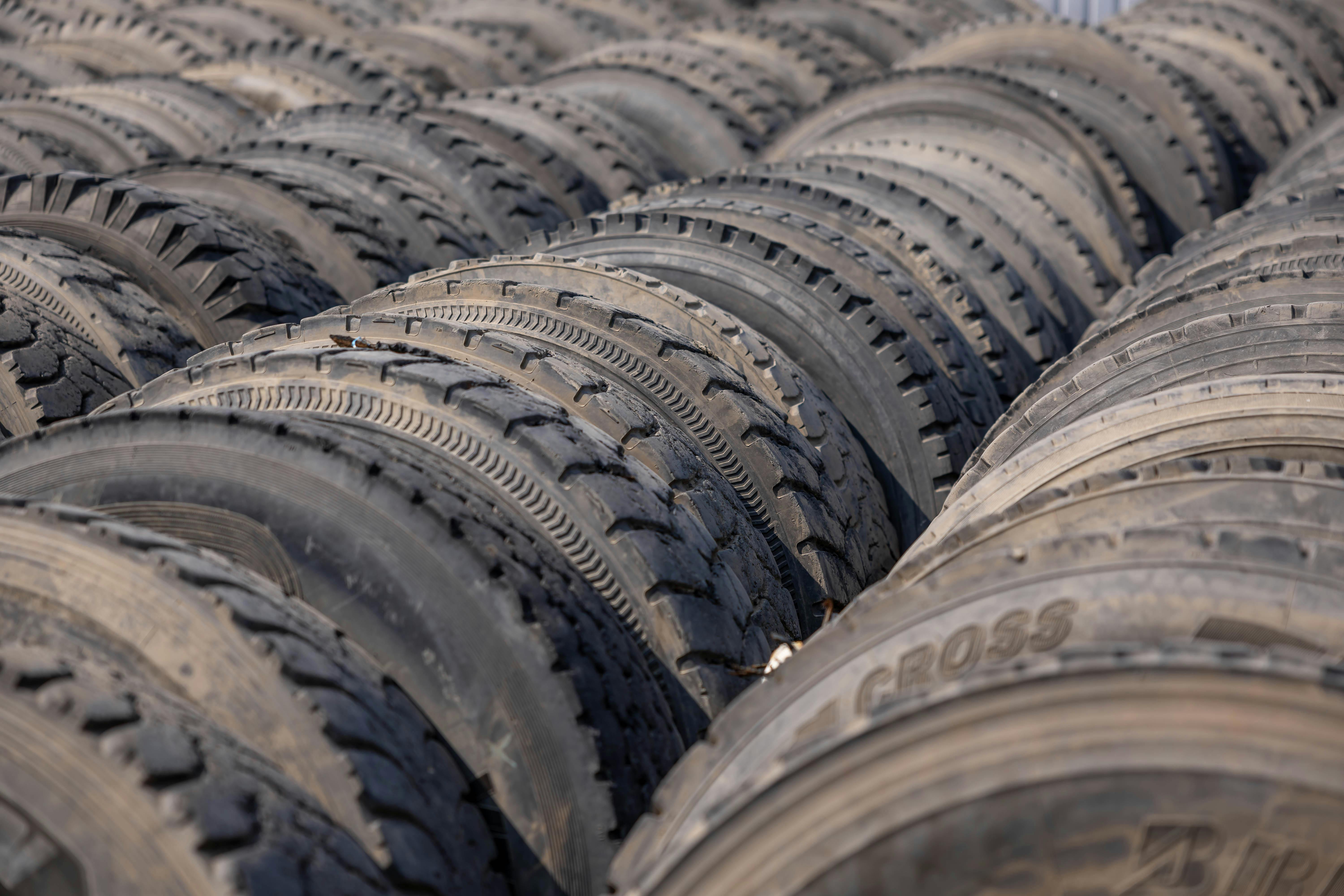 스페어 타이어 사용 흔적과 펑크 이력 2