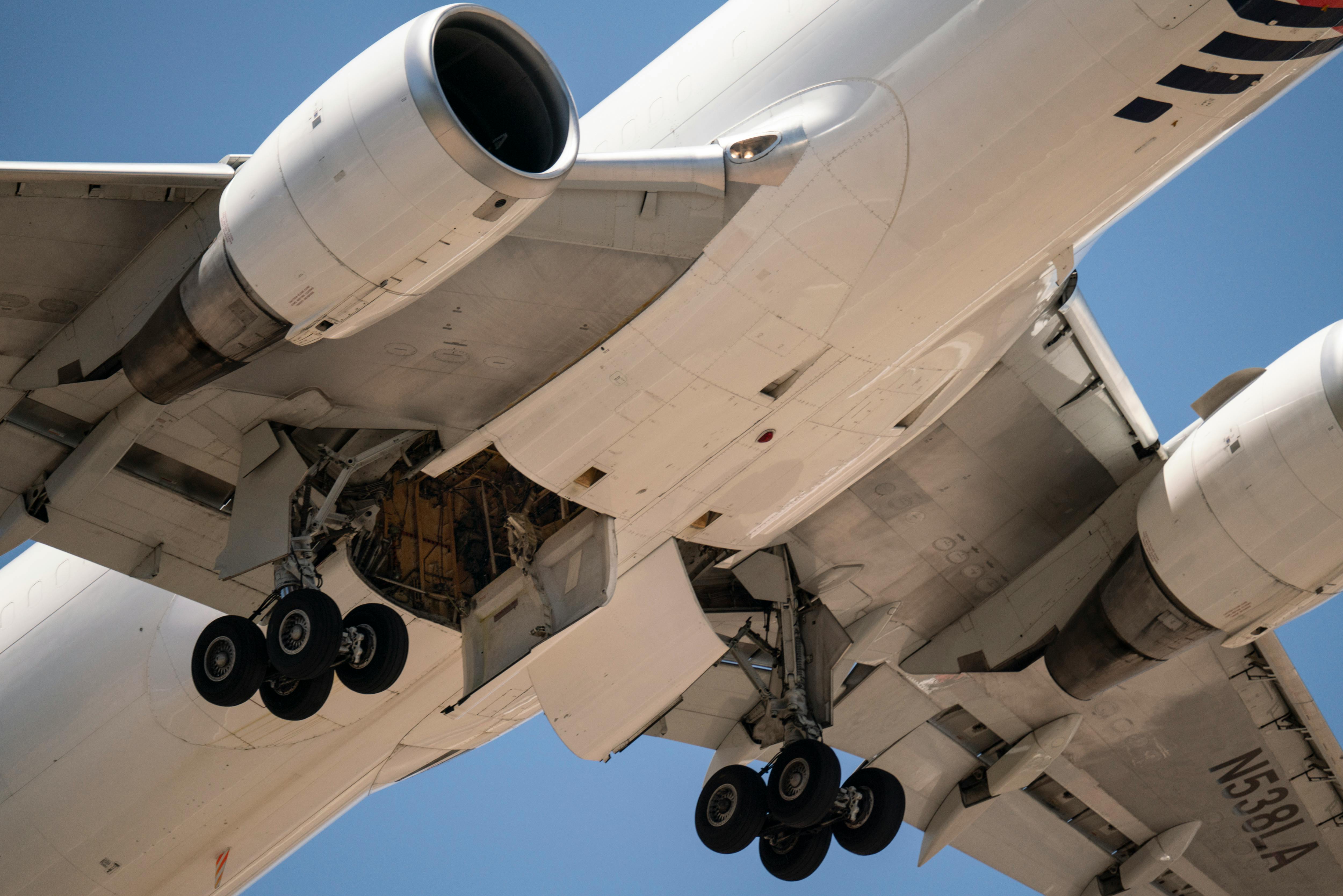 Airsculpt Technologies (NASDAQ: AIRS) awards 55,272 RSUs to its General Counsel — Photo by Hernan Berwart on Pexels