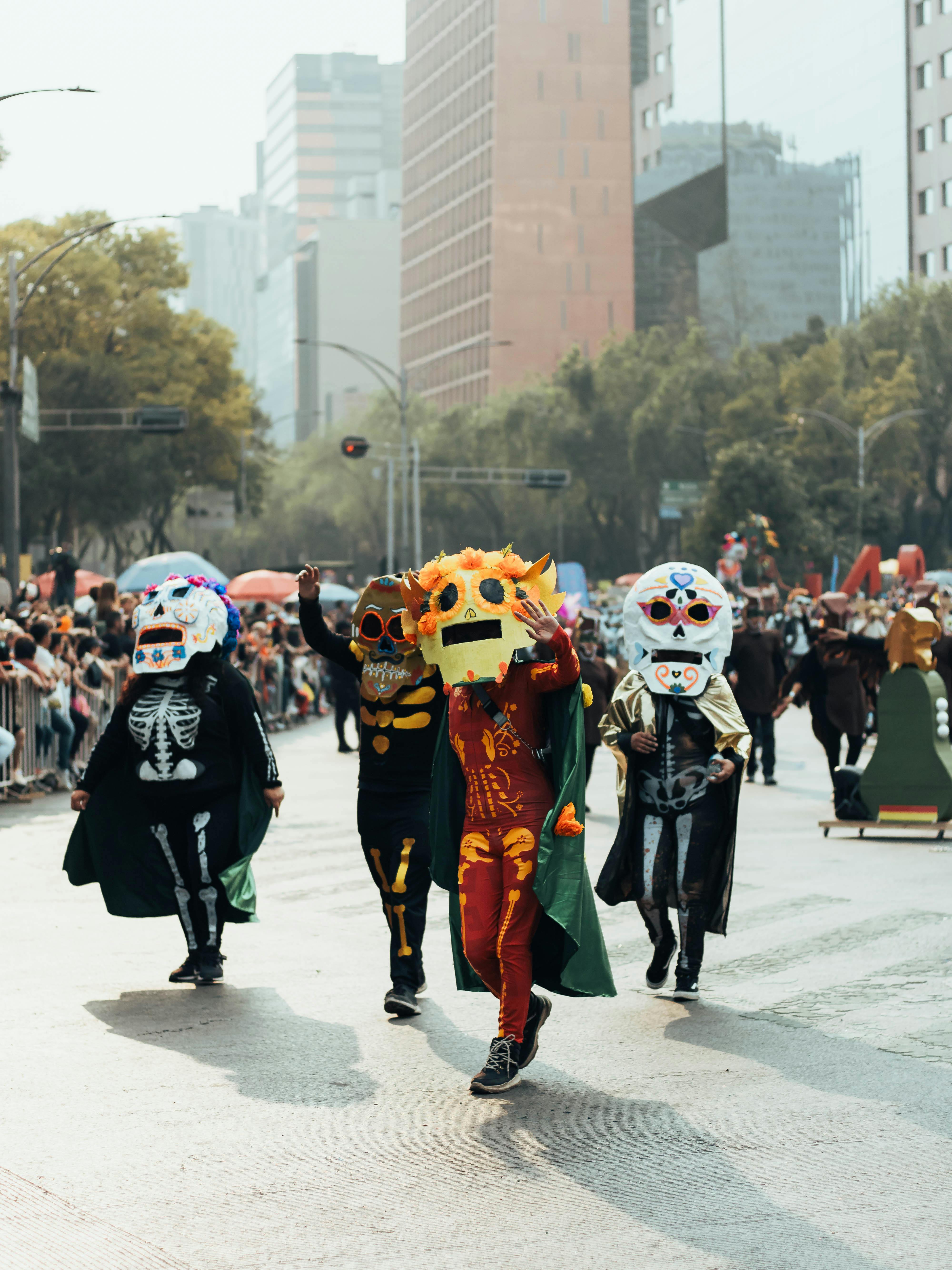 Mona Desnuda: ¿Qué Secrets Esconde Esta Obra Maestra? 1 Las Fascinantes Historias Detrás de "Mona Desnuda": ¿Qué Revelan los Detalles Ocultos?