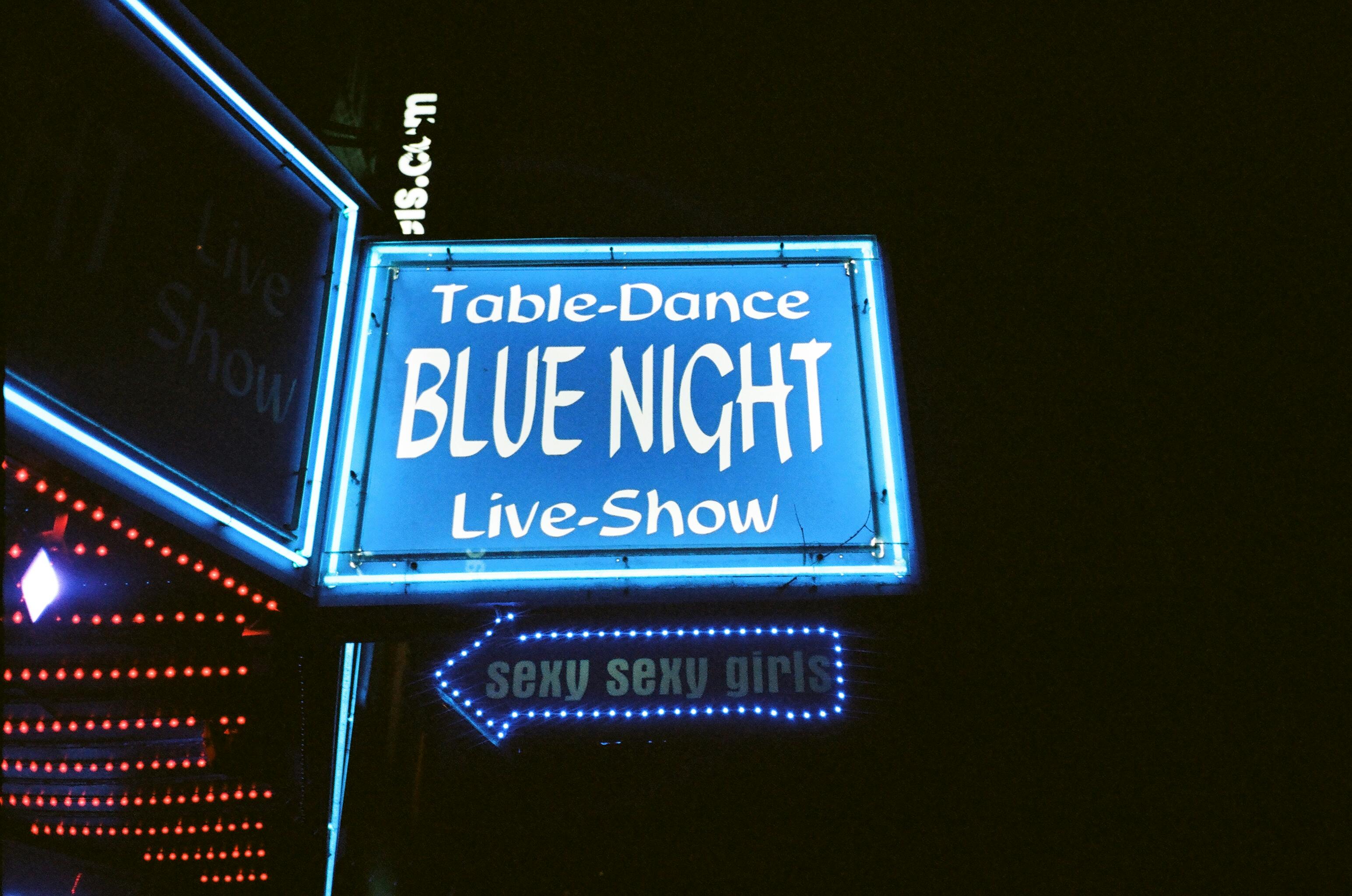 TableDance Blue Night Signage · Free Stock Photo