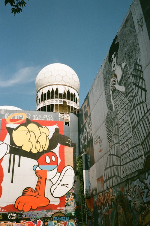 Graffiti Sur Mur De Béton