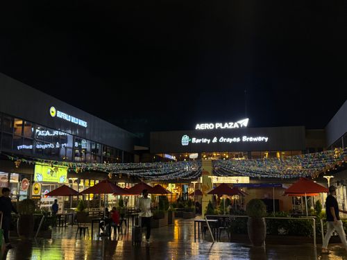 Free Aero Plaza  Stock Photo