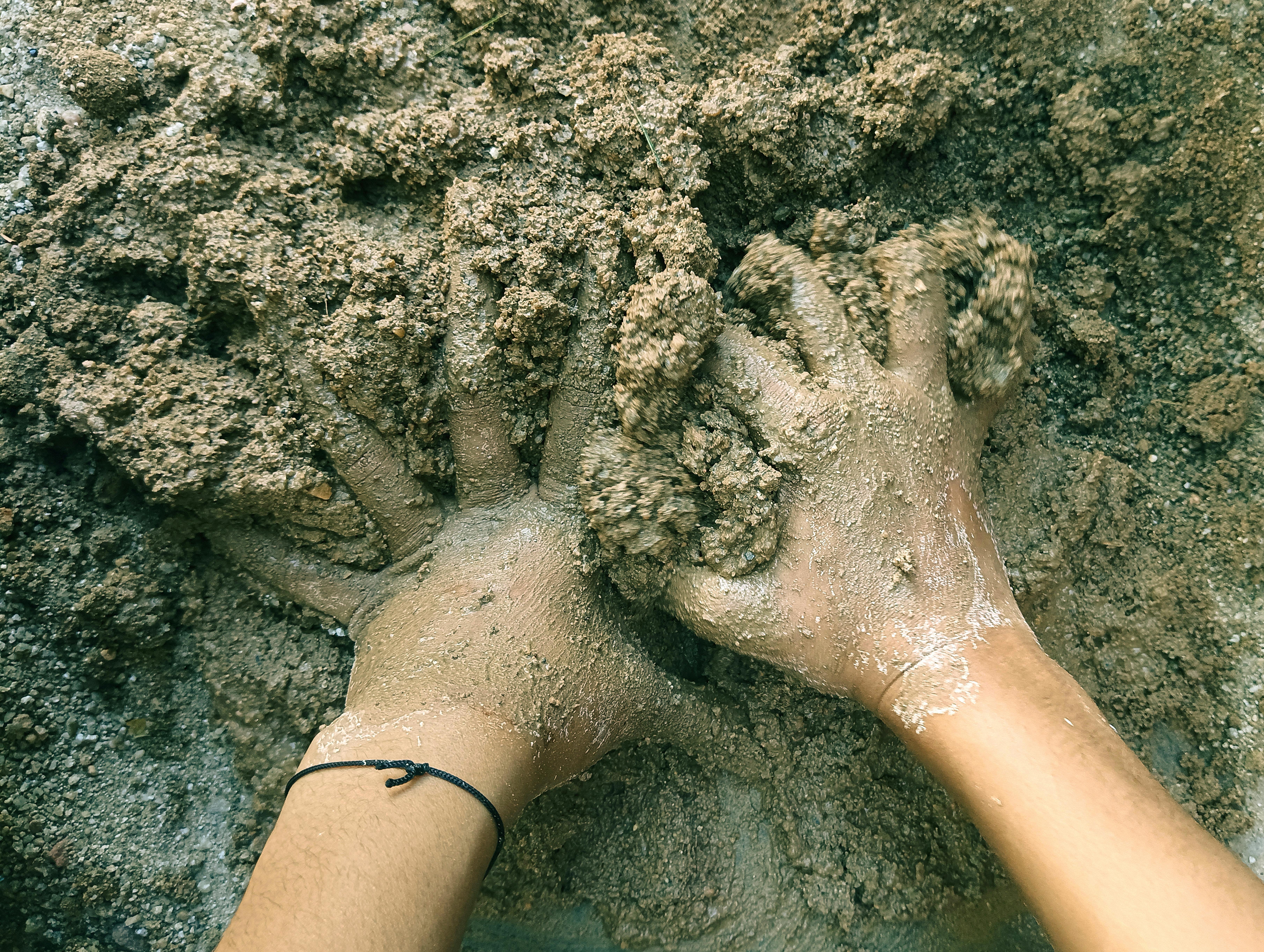 Eco-Friendly Materials for Sculpting: Embracing Natural Tools