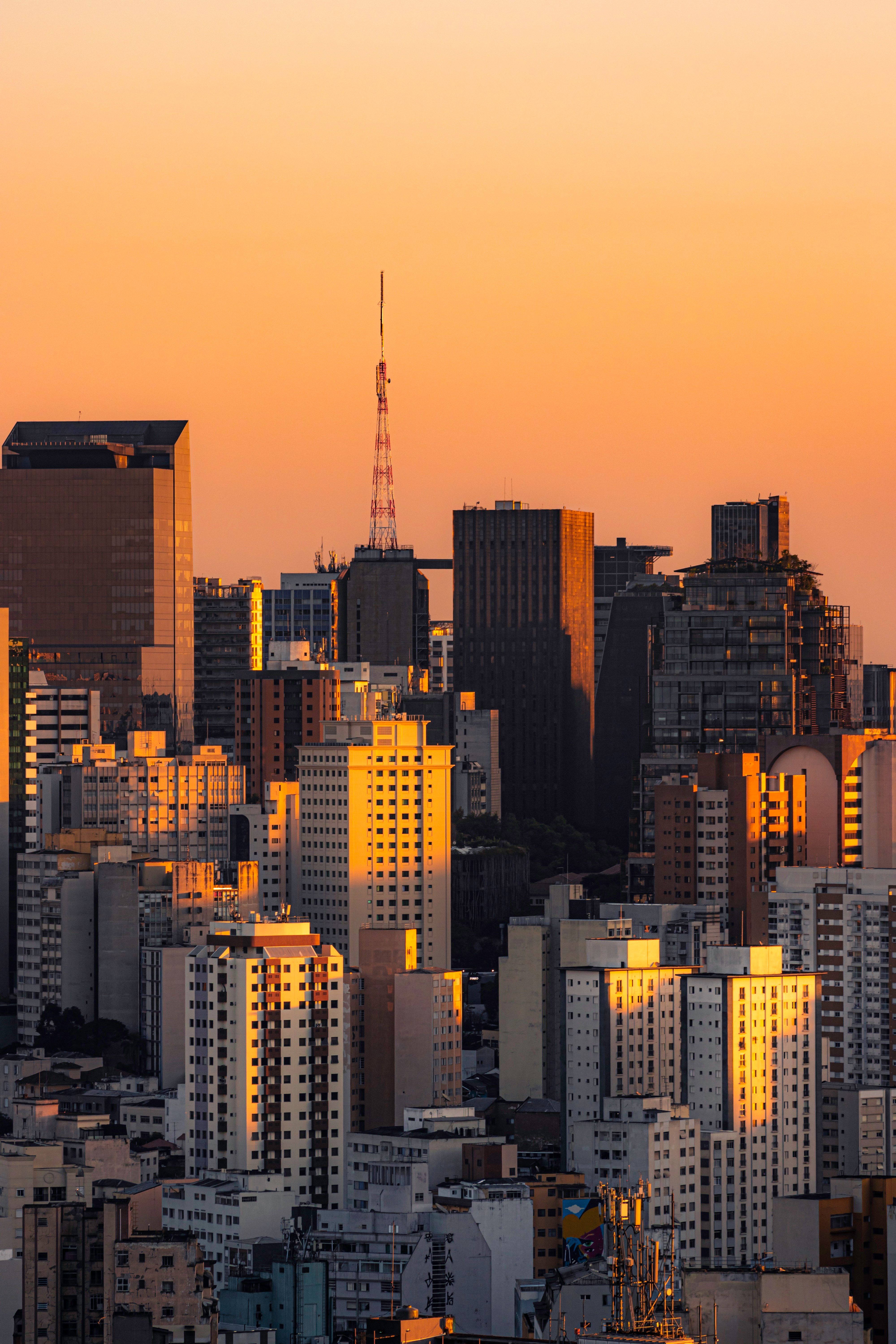 sunset-view-of-s-o-paulo-skyline-with-tower-free-stock-photo