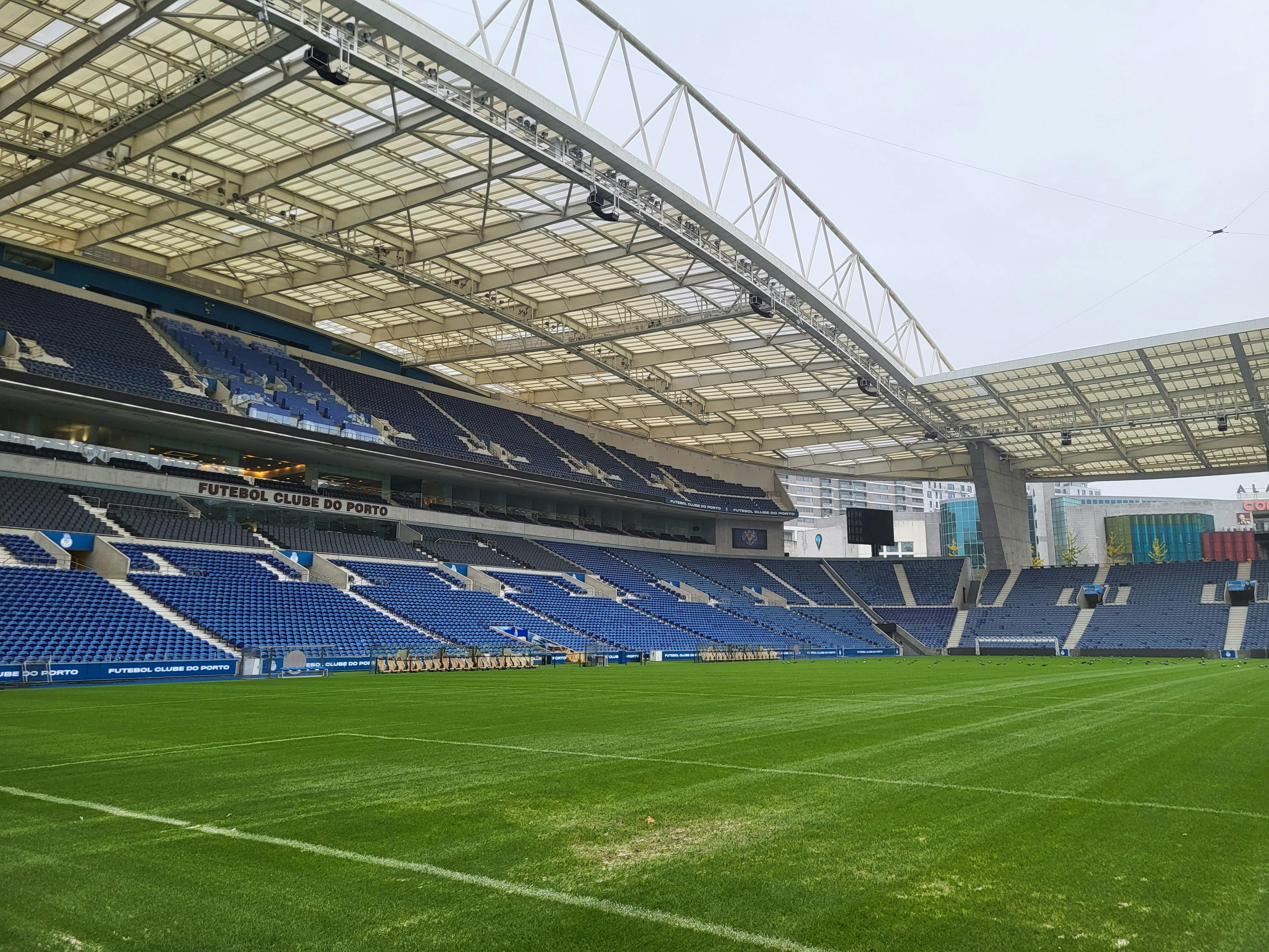 Panoramic view of Estádio do Dragão stadium, home to Futebol Clube do Porto, on a clear day.