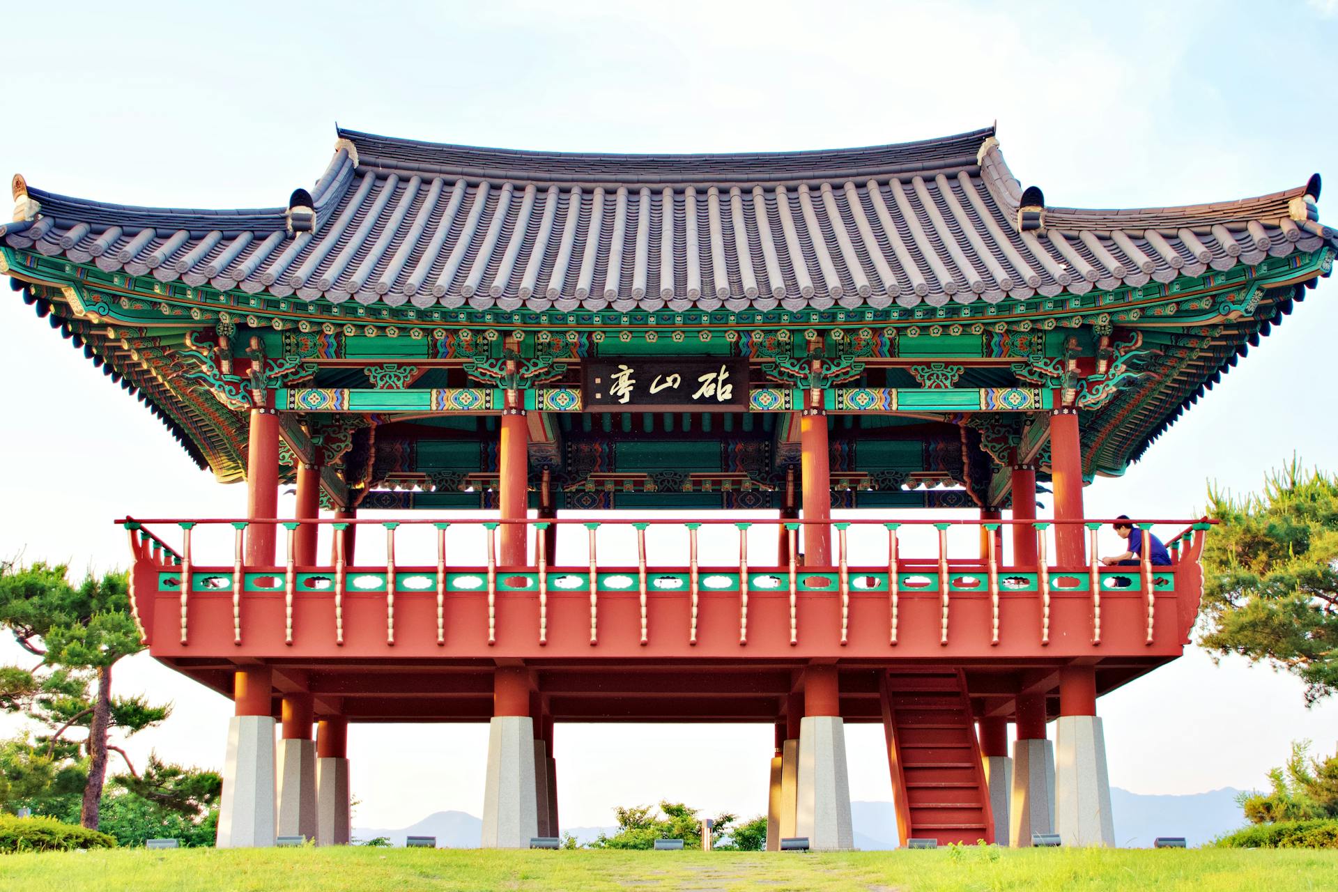 Beautiful traditional Korean pavilion in Daegu, showcasing intricate architecture and vibrant colors.