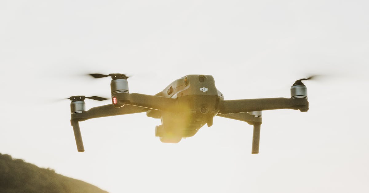 How fast do hummingbirds flap their wings' mph