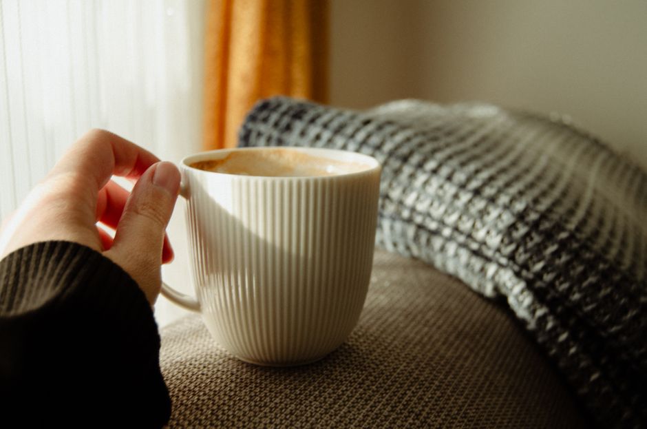 coffee mug natural light lifestyle photo 2