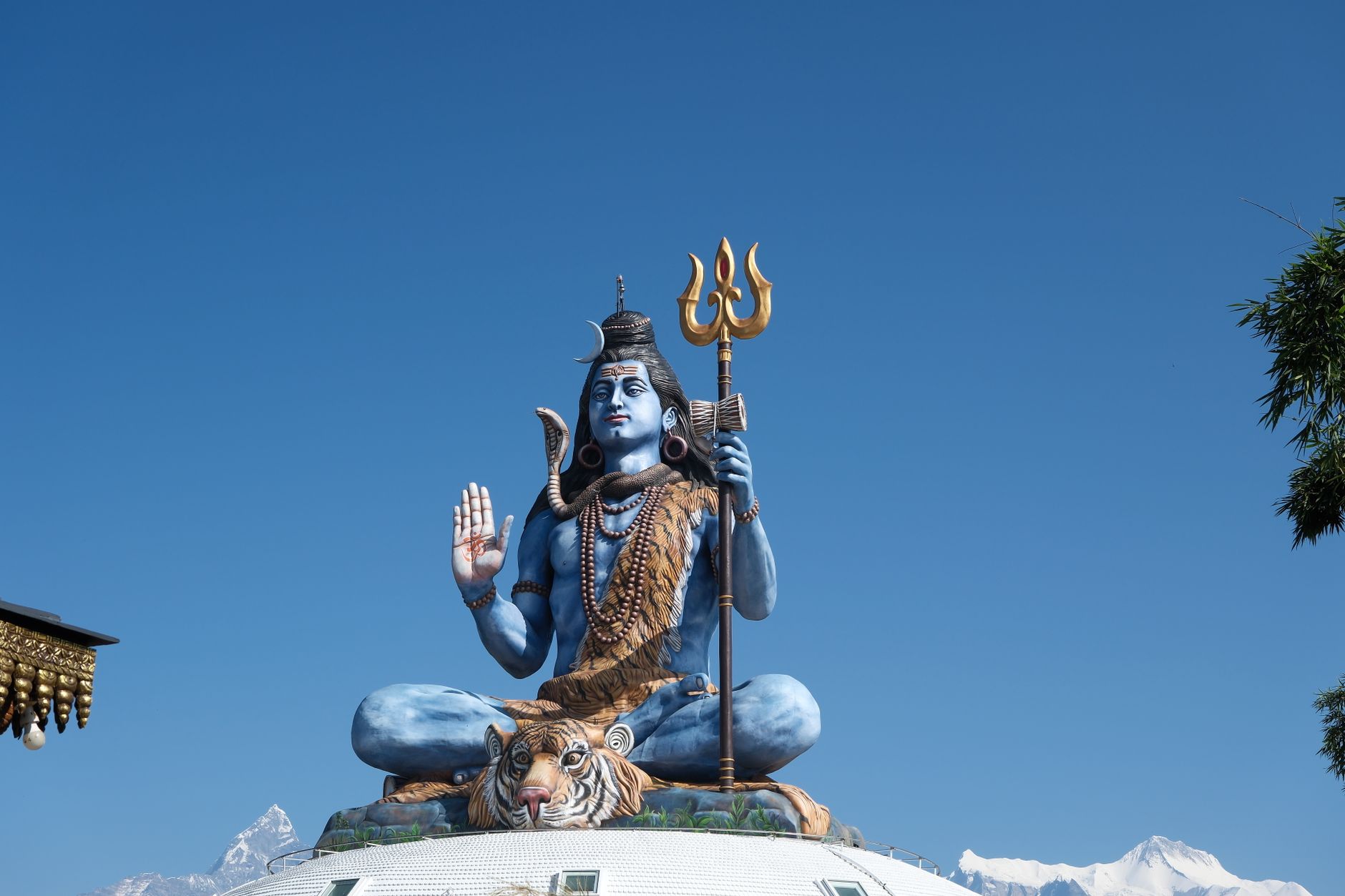 Lord Shiva statue with blue neck