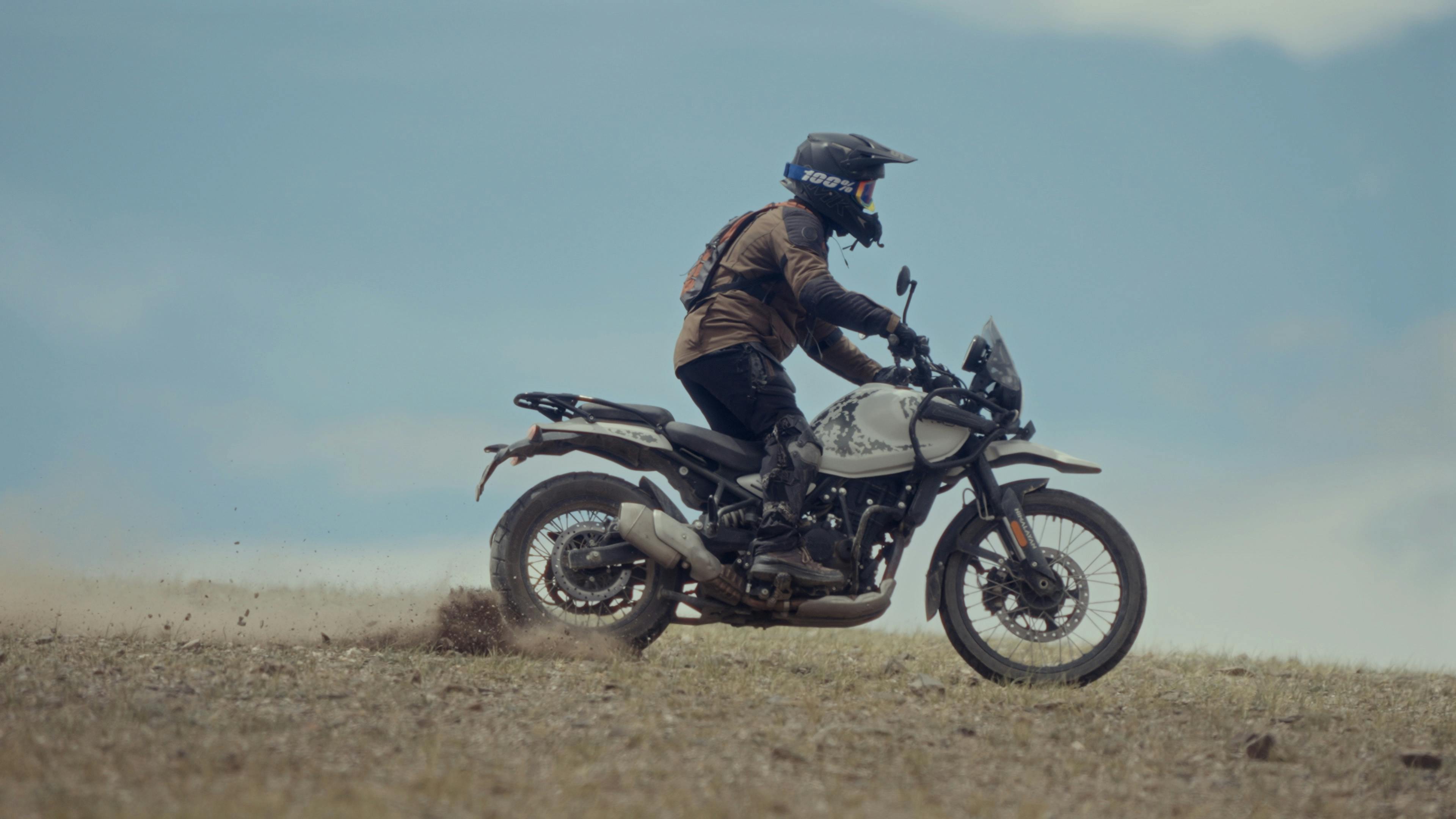 top gear reviews — Photo by Yogendra  Singh on Pexels
