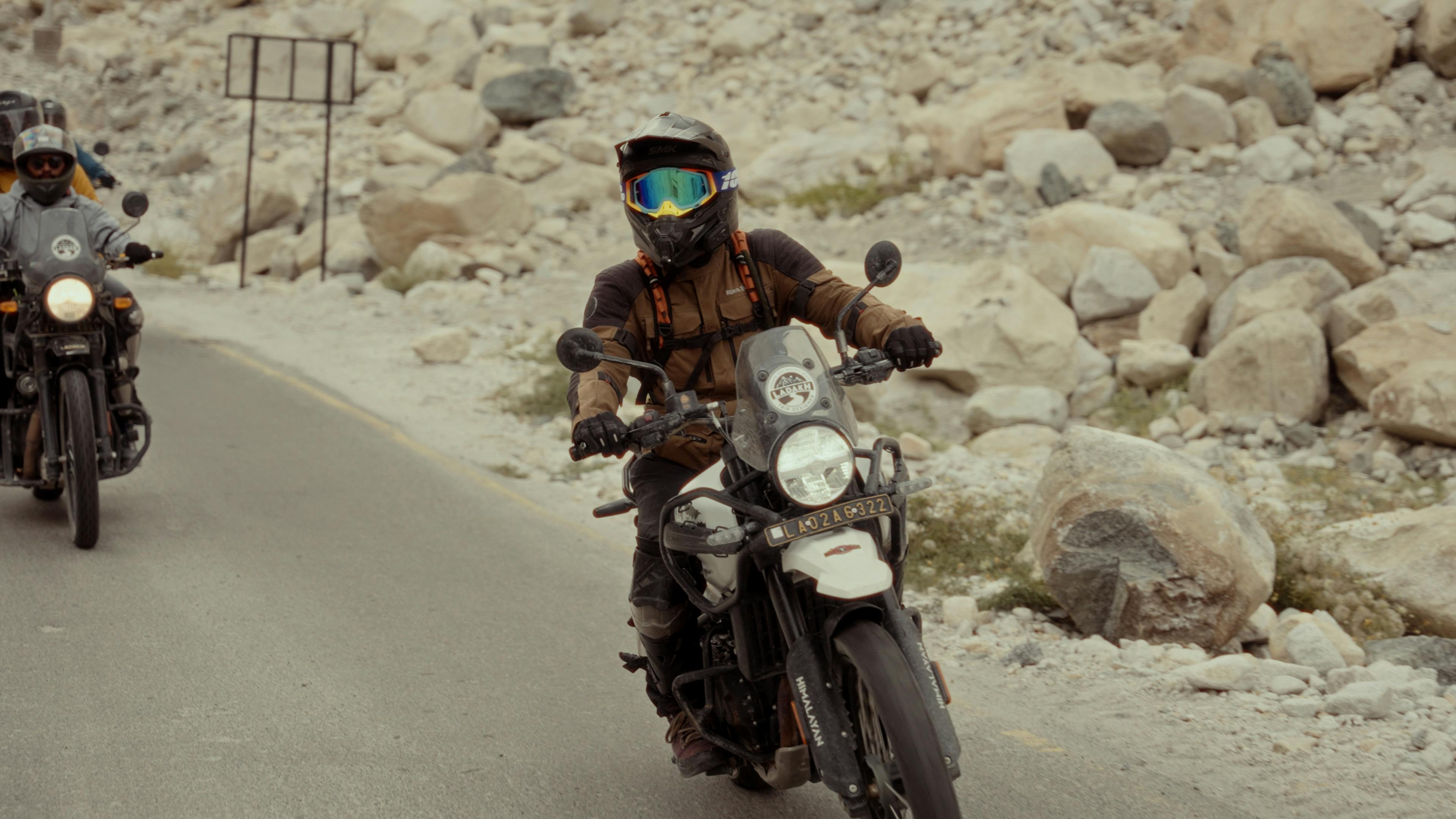 gear reviews gear review website — Photo by Yogendra  Singh on Pexels