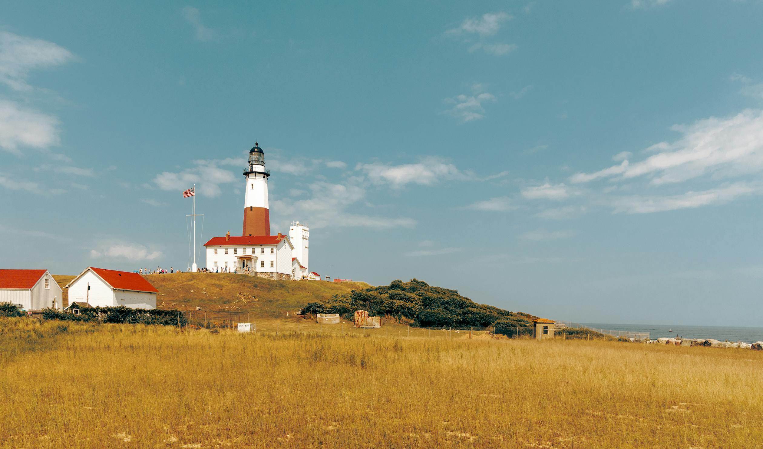 free photo of montauk point lighthouse view with clear skies