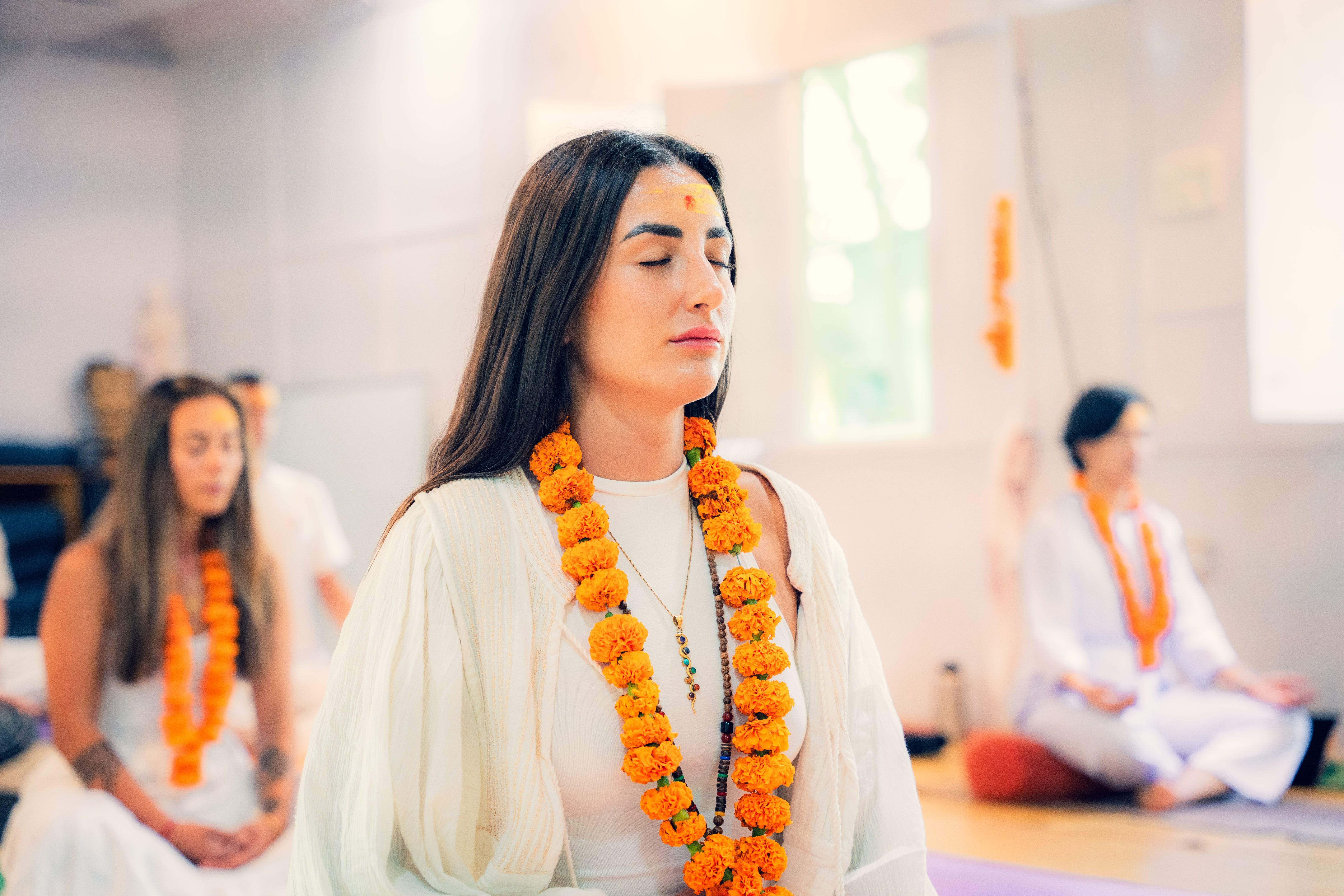Mantra Meditation vs Mindfulness: Which Works Better for Anxiety?