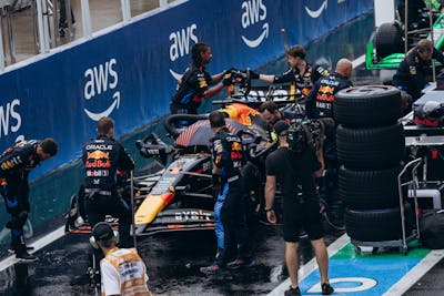 Max Verstappen Stuns with Pole Position at Suzuka, Setting a New Record for Red Bull