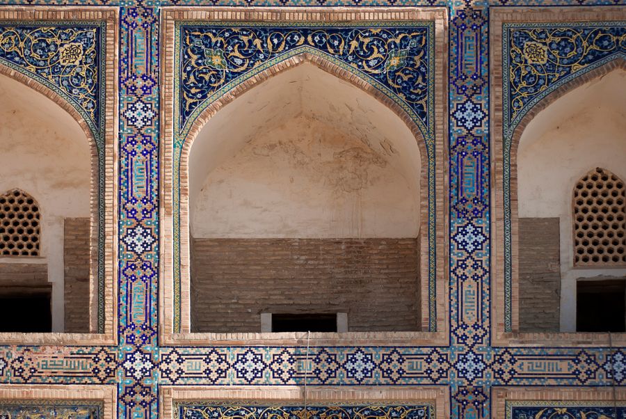Tilework & the tea-house welcome