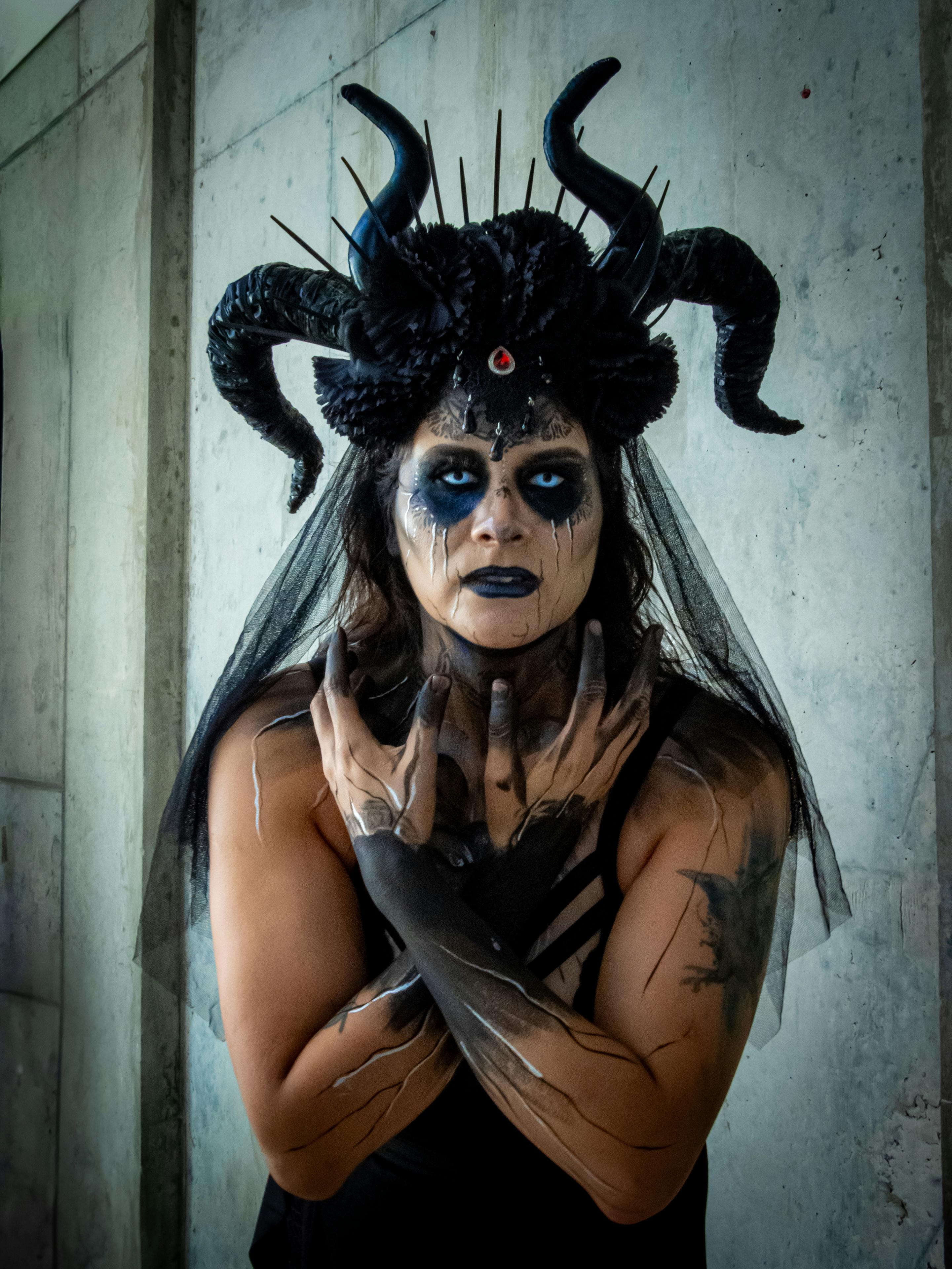 Unmasking the Characters: The Fascinating Backstories of Mira Kpop Demon Hunters