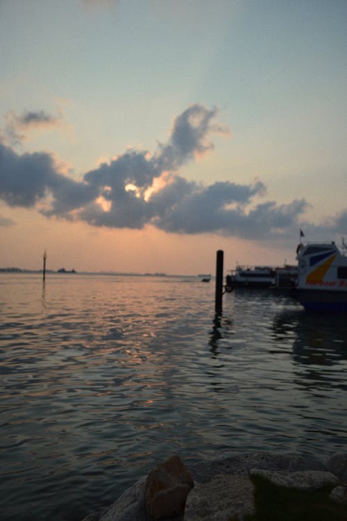 Бесплатное стоковое фото с гавань, залив, индонезия