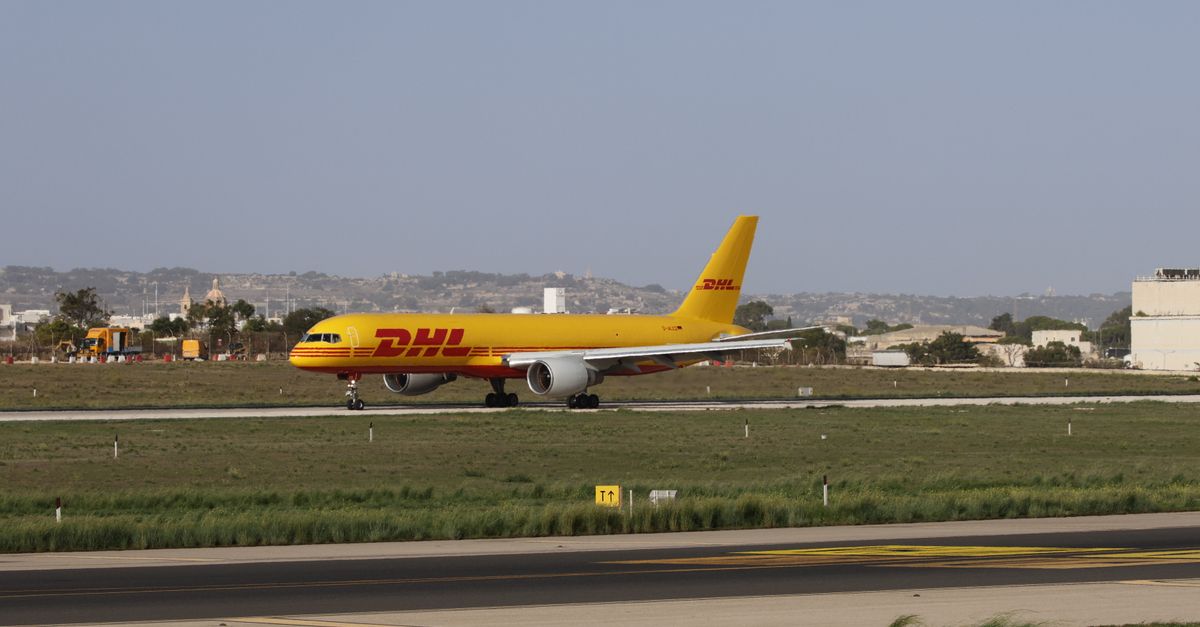 Photo: Drinu Cutajar / Pexels China Aviation Association releases a report showing aviation logistics growth to new highs and major milestones for 2025.