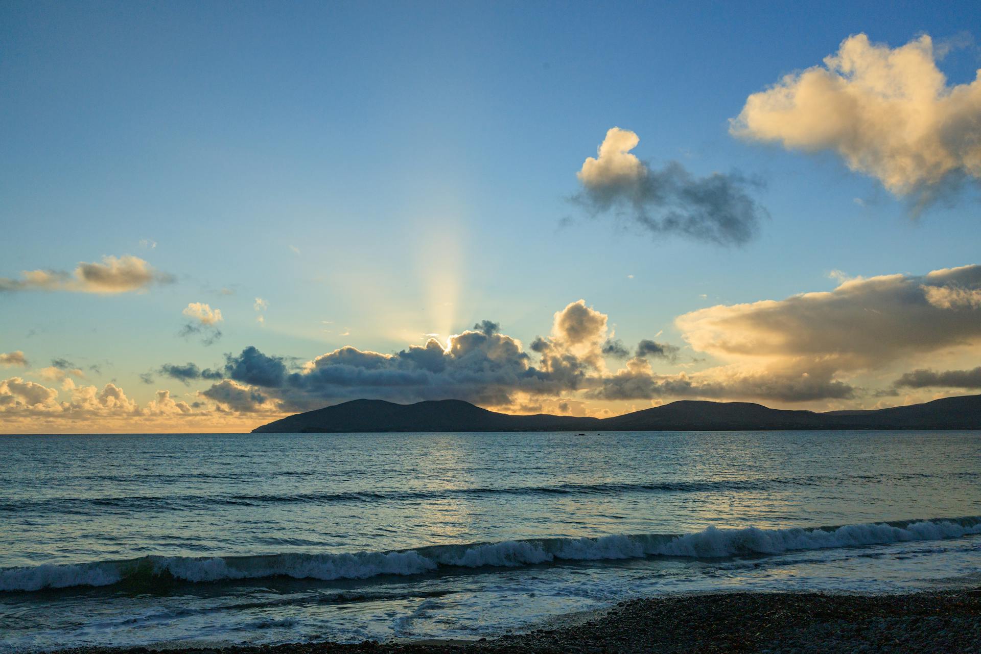 Tranquil sunset view over Waterville Beach, County Kerry, Ireland.
