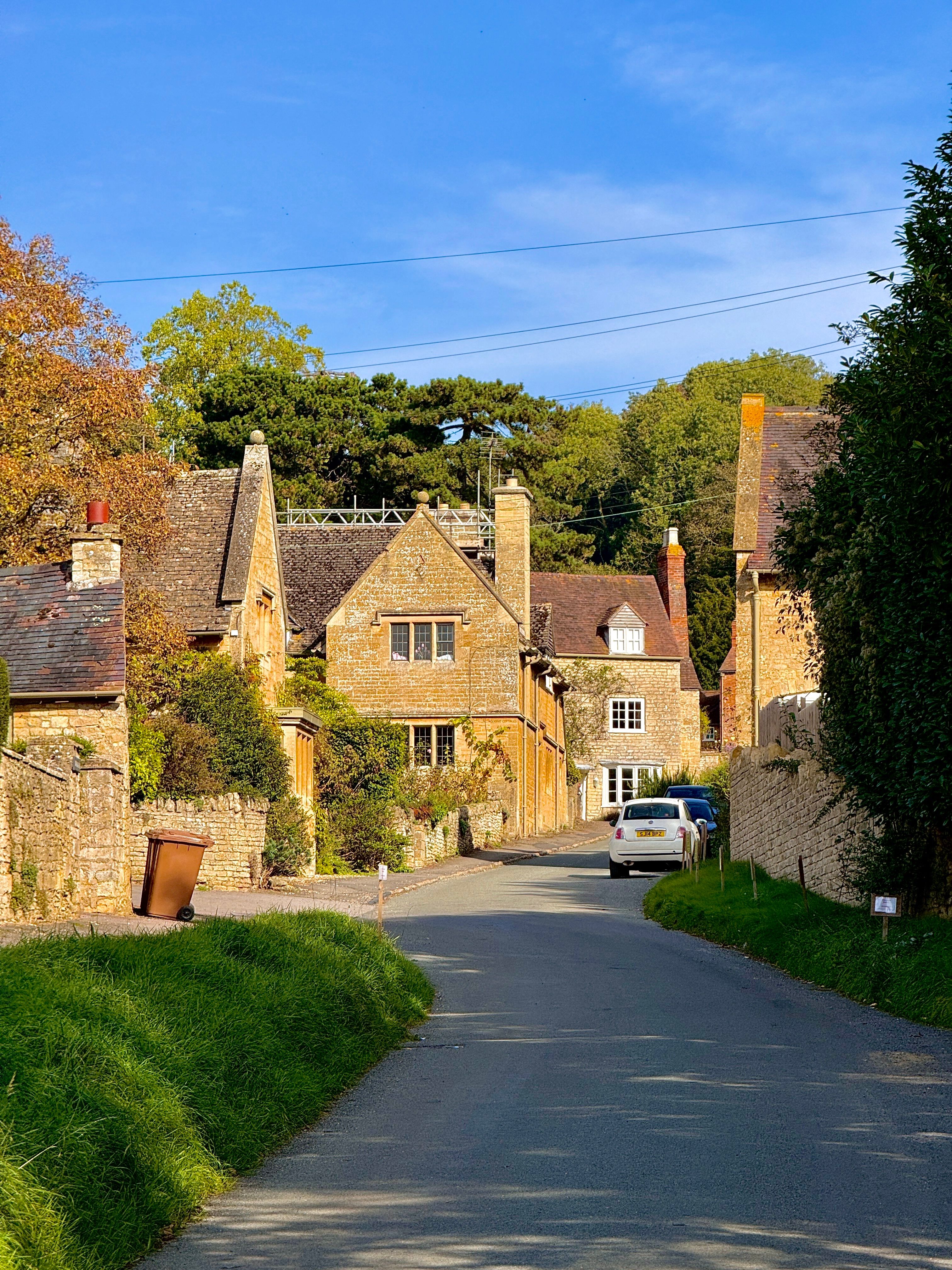 Charming English Village Street in Autumn · Free Stock Photo
