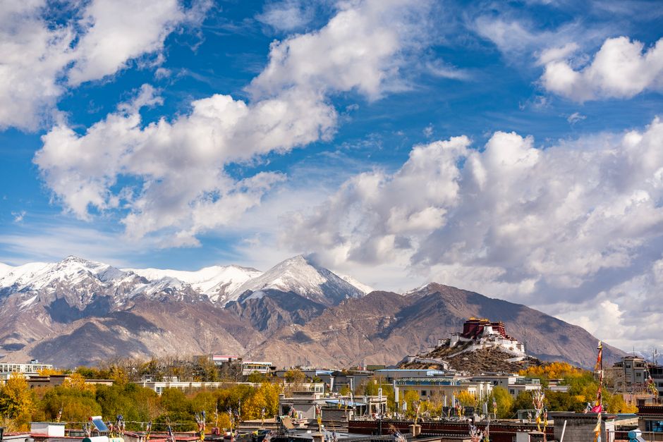 Lhasa Jokhang Temple & Barkhor Circuit — The Barkhor Circuit