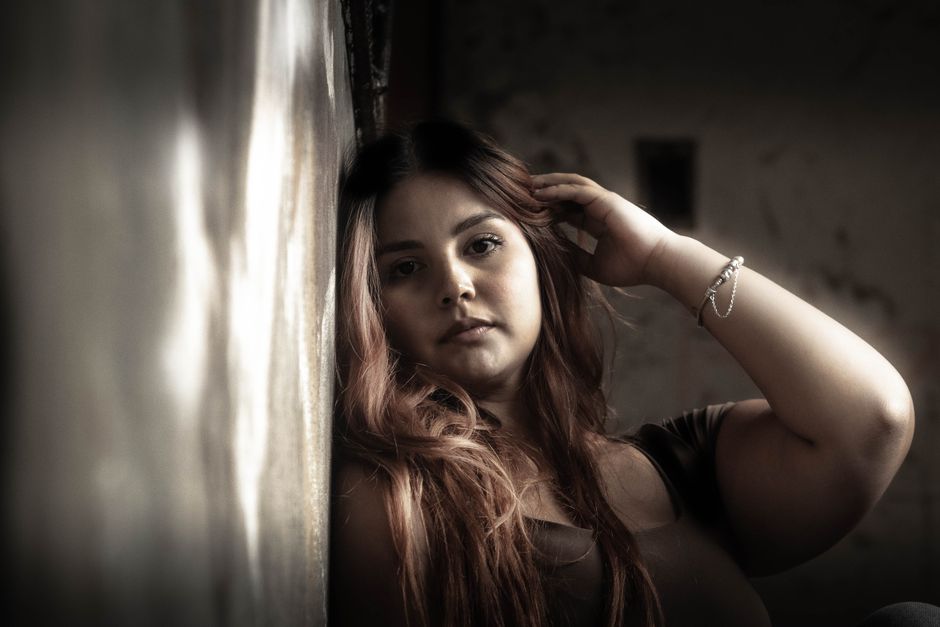 creative session natural light lifestyle photo 2