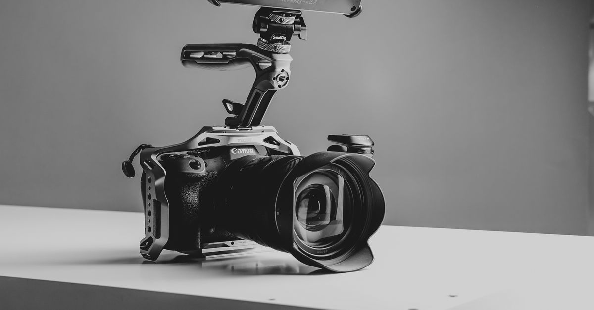 Modern View Camera Modern Professional Camera Setup with Monitor · Free Stock Photo